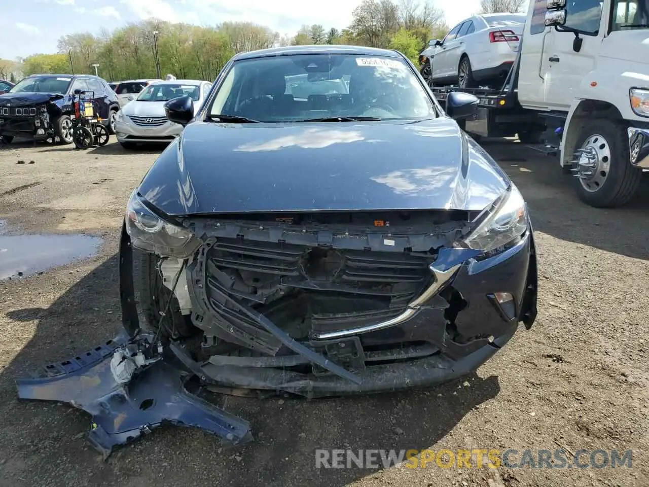 5 fotografías del automóvil dañado JM1DKFB78K0420620 MAZDA CX-3 2019