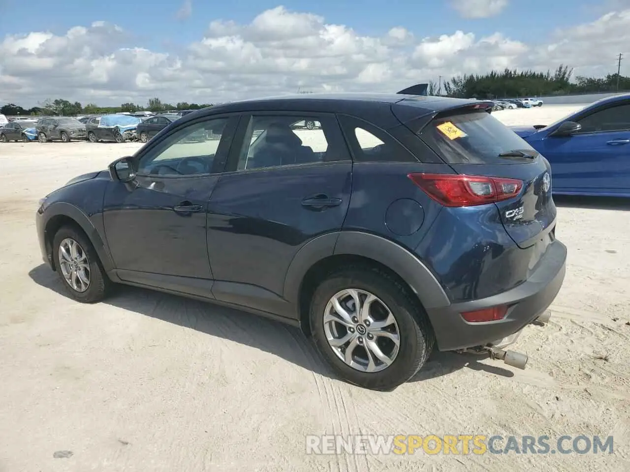 2 fotografías del automóvil dañado JM1DKFB78K0453777 MAZDA CX-3 2019