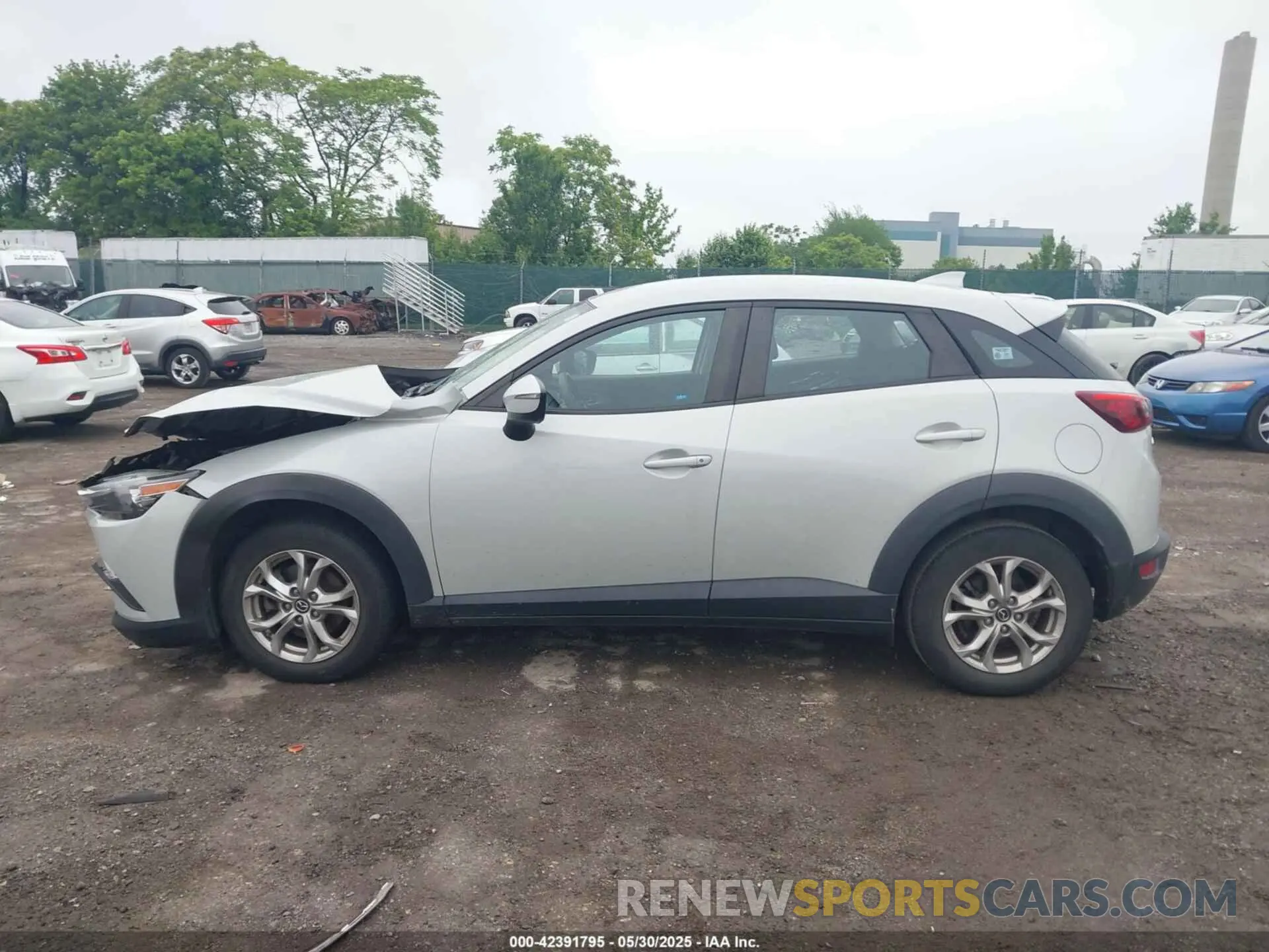 13 fotografías del automóvil dañado JM1DKFB79K0443792 MAZDA CX-3 2019