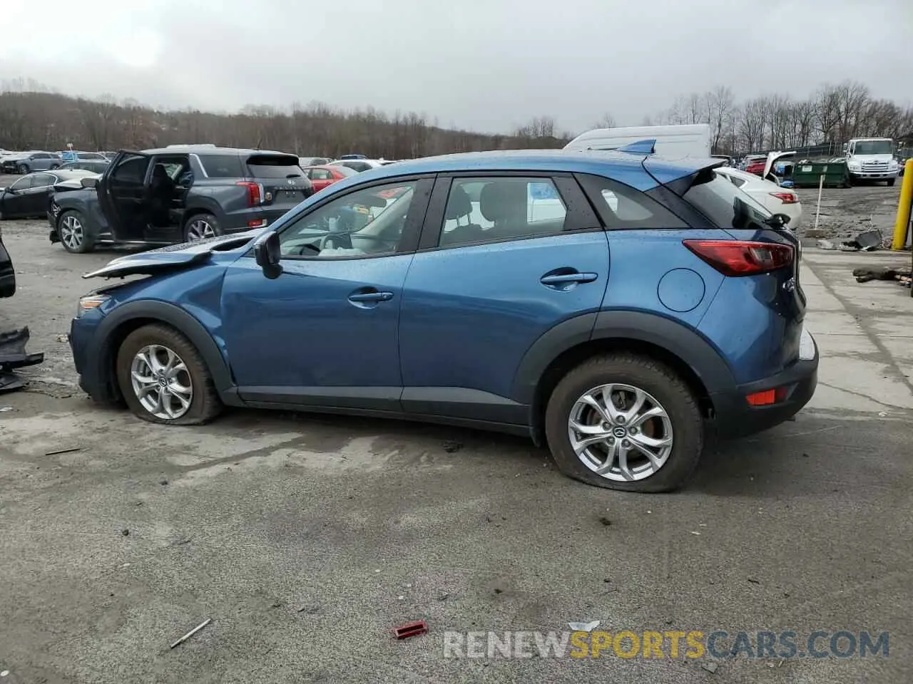 2 fotografías del automóvil dañado JM1DKFB7XK0454736 MAZDA CX-3 2019