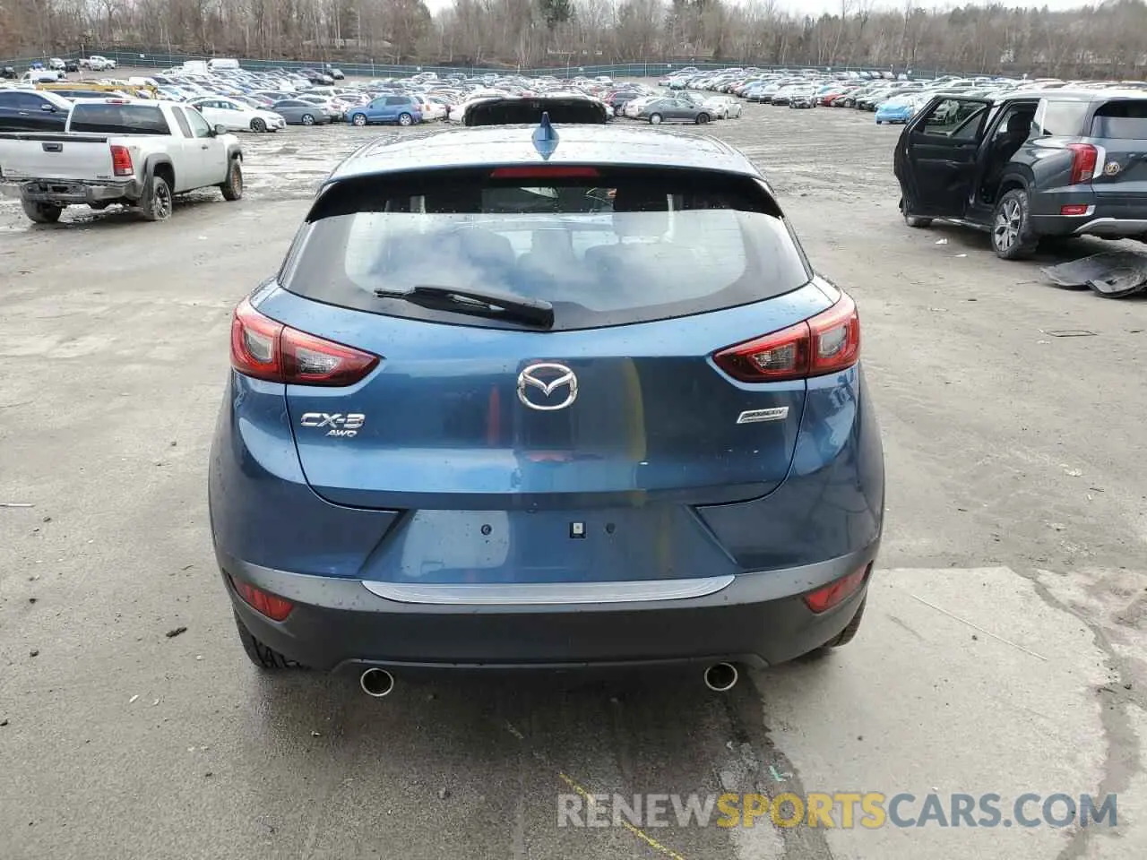 6 fotografías del automóvil dañado JM1DKFB7XK0454736 MAZDA CX-3 2019