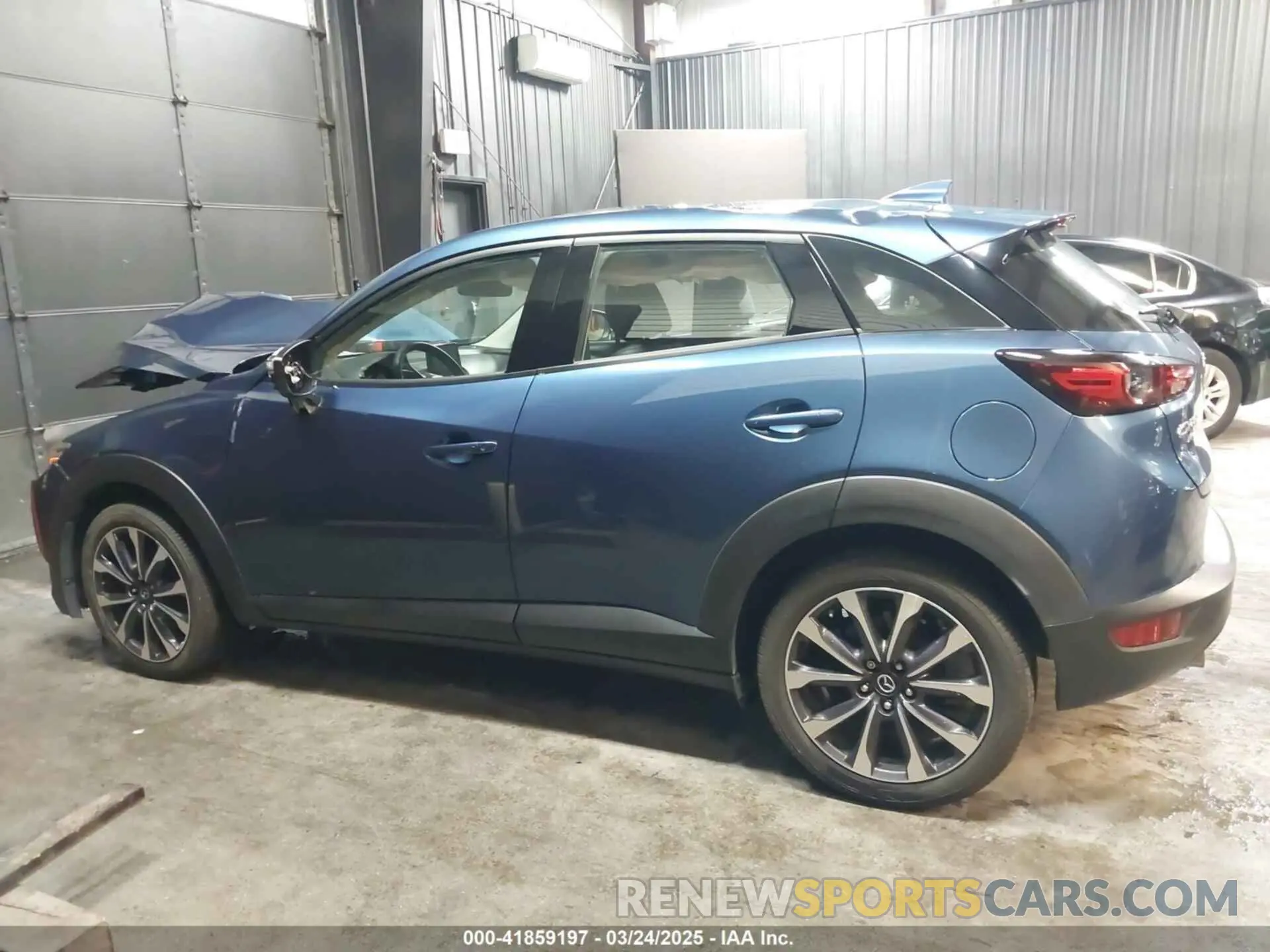 15 fotografías del automóvil dañado JM1DKFC71K1419978 MAZDA CX-3 2019
