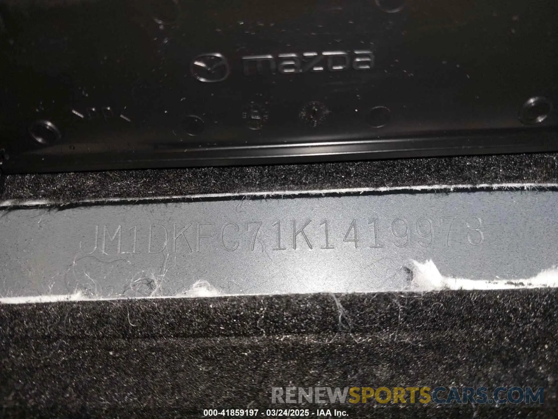 18 fotografías del automóvil dañado JM1DKFC71K1419978 MAZDA CX-3 2019