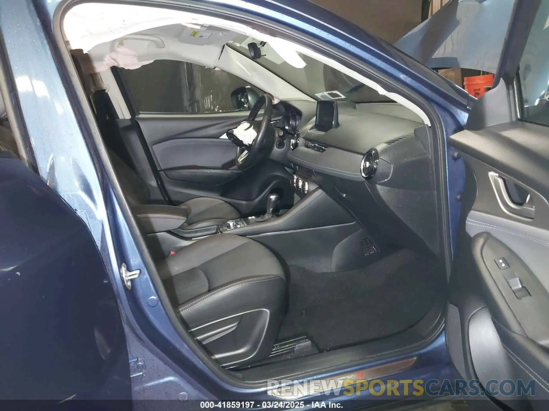 5 fotografías del automóvil dañado JM1DKFC71K1419978 MAZDA CX-3 2019