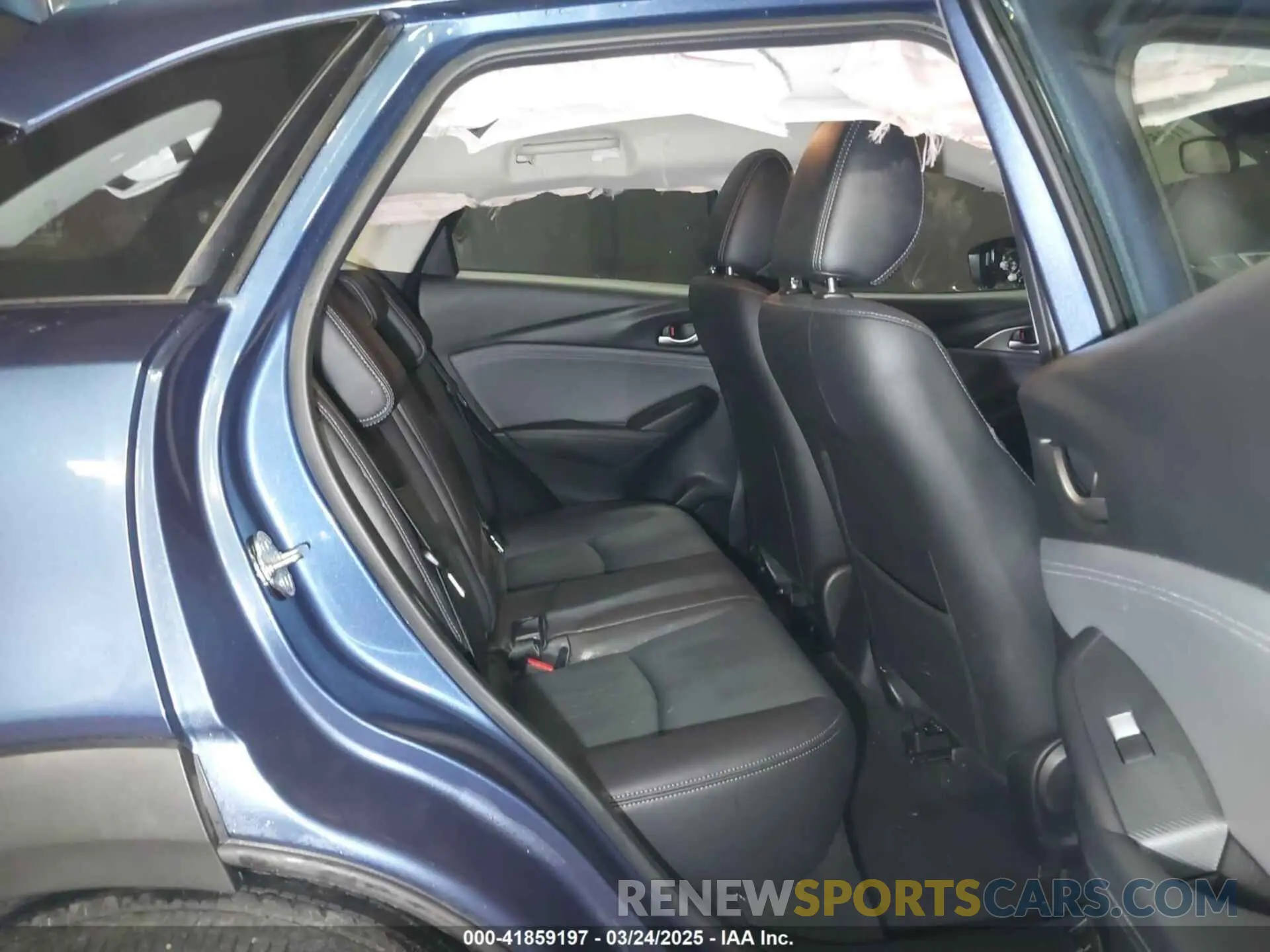 8 fotografías del automóvil dañado JM1DKFC71K1419978 MAZDA CX-3 2019