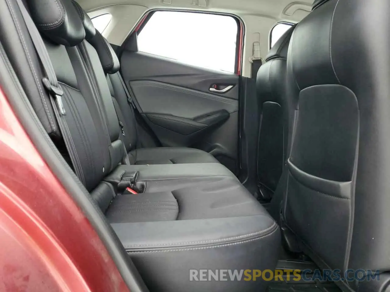 11 fotografías del automóvil dañado JM1DKFC74K0439146 MAZDA CX-3 2019