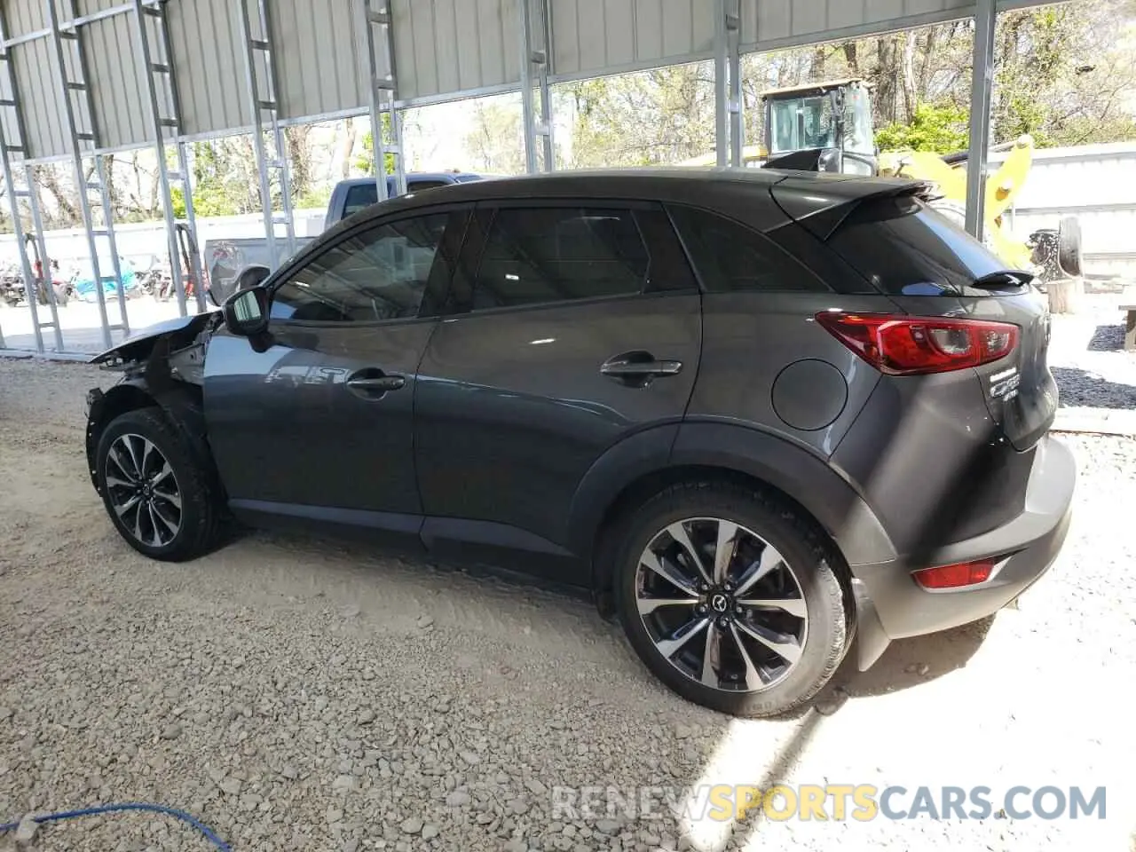 2 fotografías del automóvil dañado JM1DKFC75K1439294 MAZDA CX-3 2019