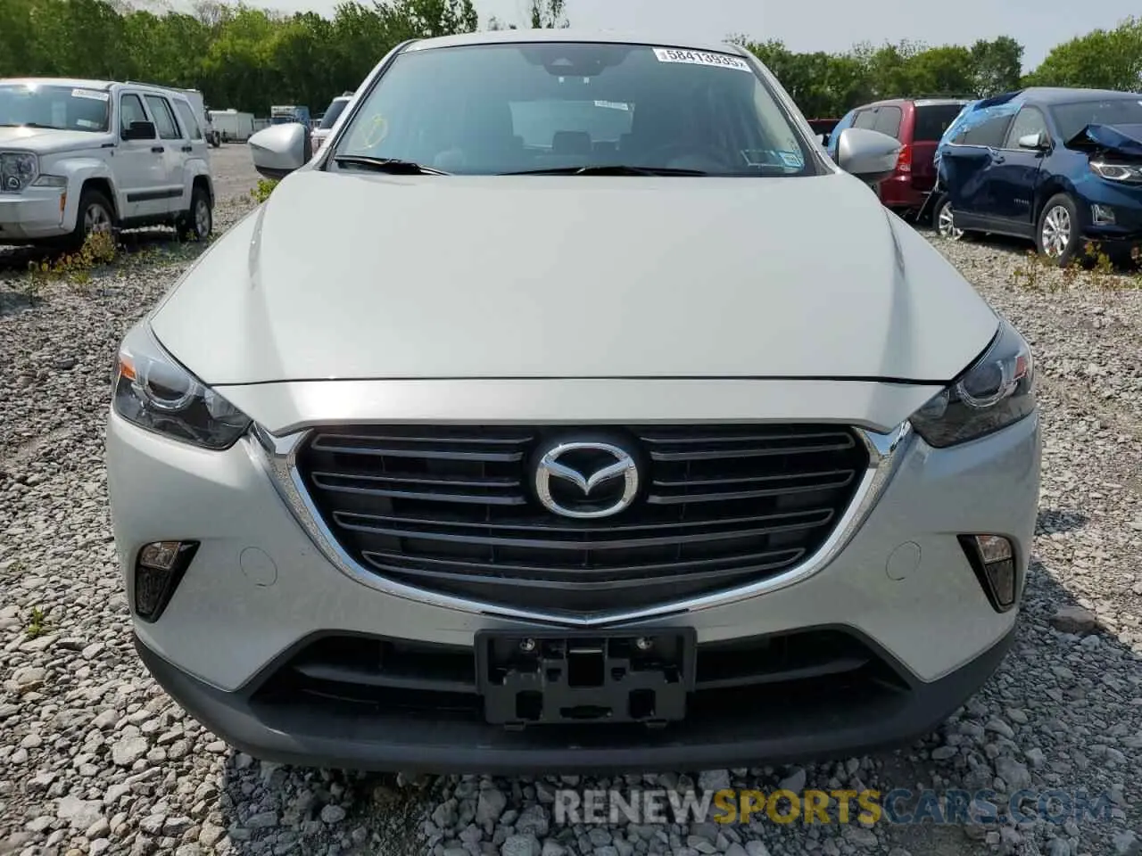5 fotografías del automóvil dañado JM1DKFC76K1451342 MAZDA CX-3 2019