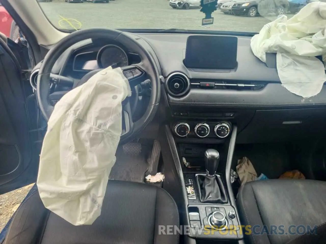 8 fotografías del automóvil dañado JM1DKFC78K0414606 MAZDA CX-3 2019