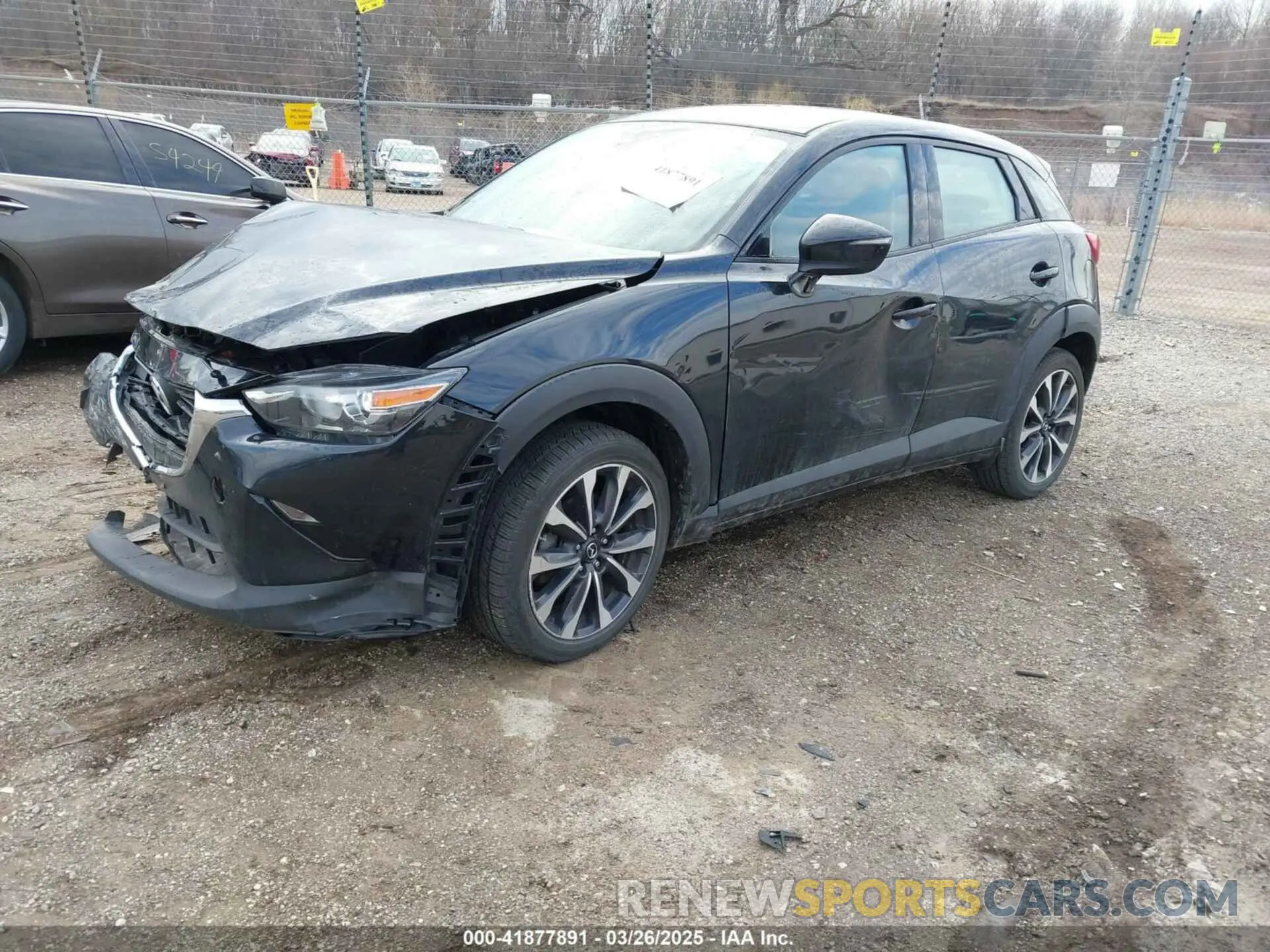 2 fotografías del automóvil dañado JM1DKFC79K0441751 MAZDA CX-3 2019