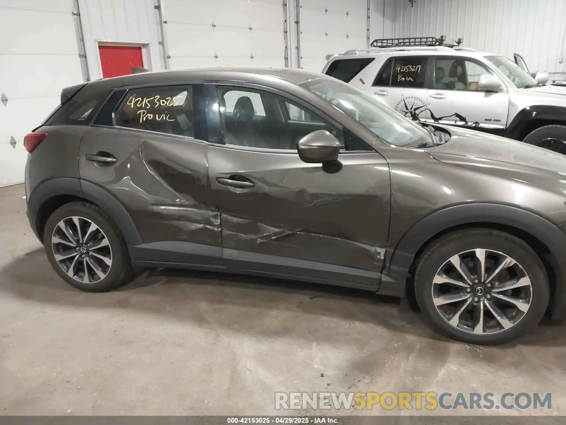 6 fotografías del automóvil dañado JM1DKFC79K0442432 MAZDA CX-3 2019