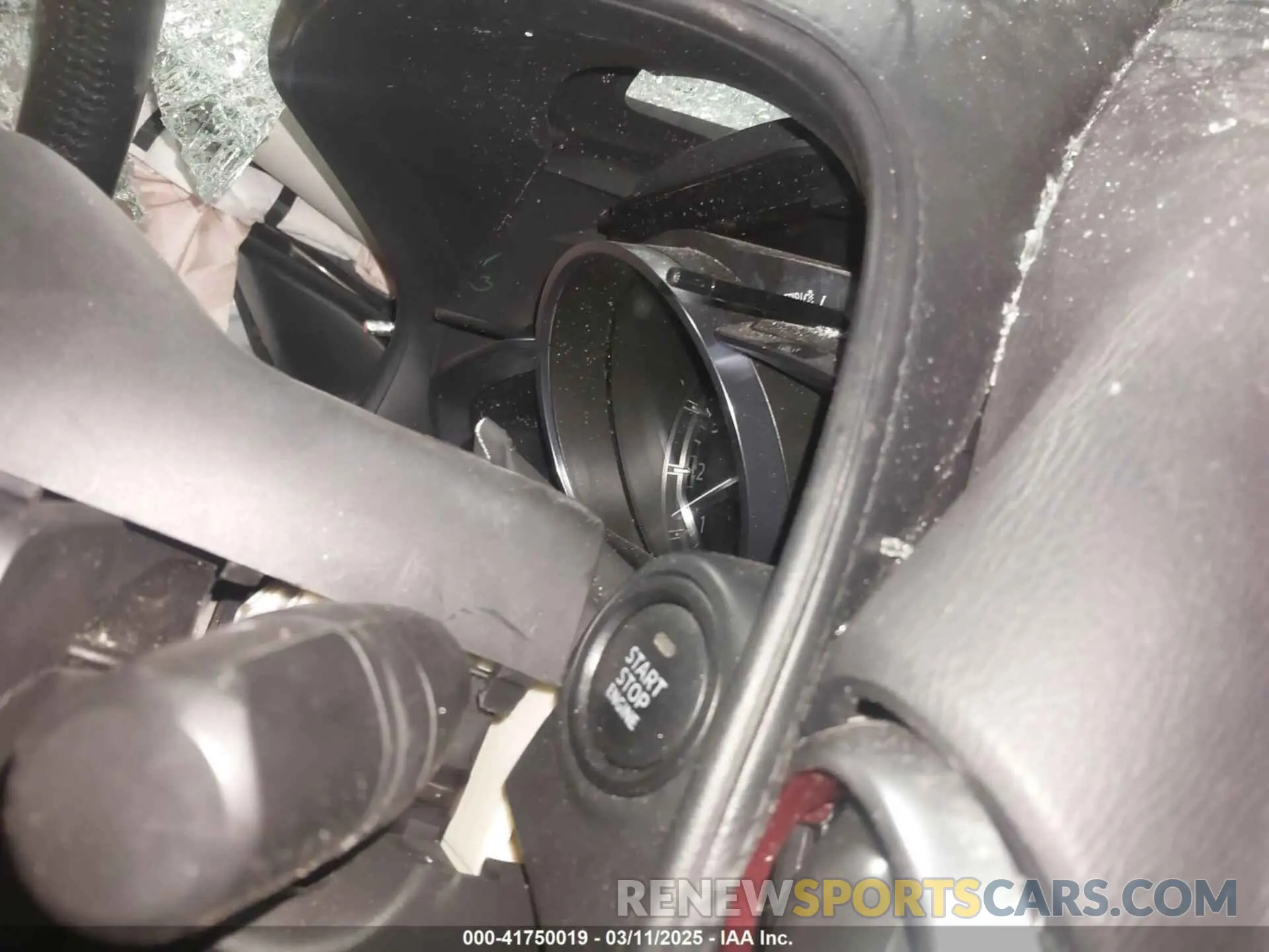 15 fotografías del automóvil dañado JM1DKFD71K0415739 MAZDA CX-3 2019