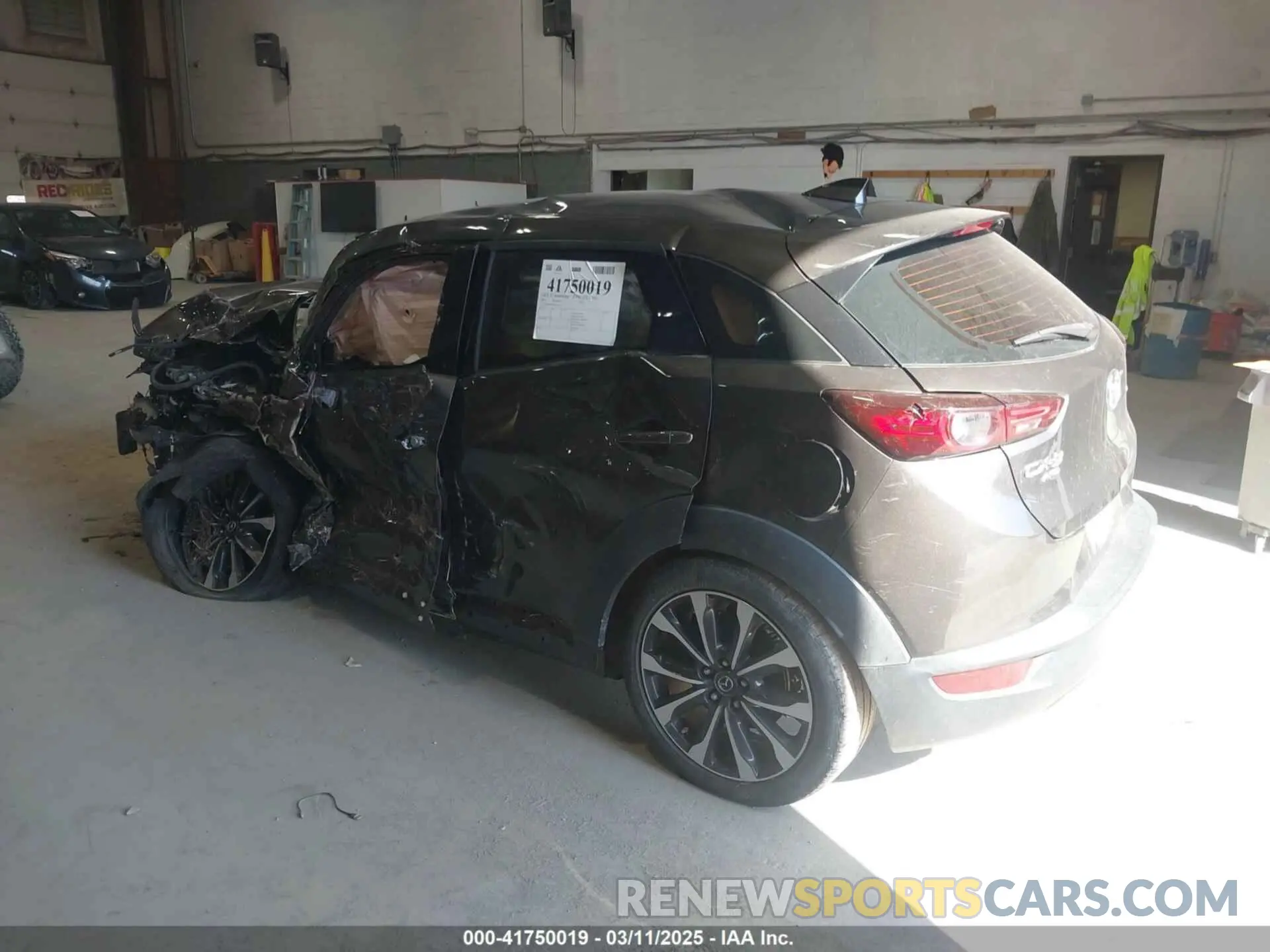 3 fotografías del automóvil dañado JM1DKFD71K0415739 MAZDA CX-3 2019