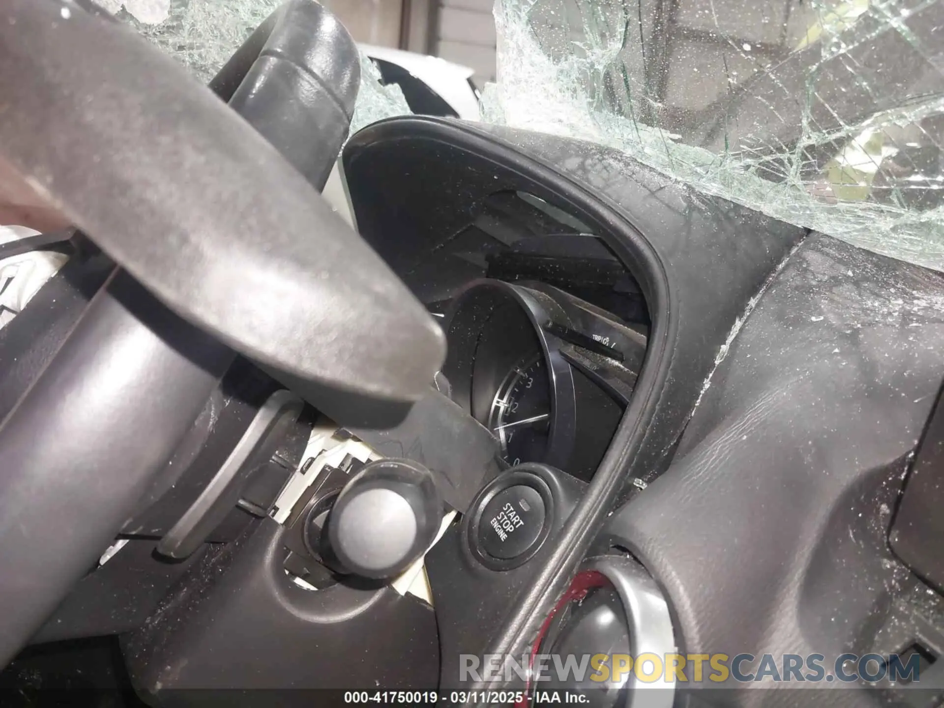 7 fotografías del automóvil dañado JM1DKFD71K0415739 MAZDA CX-3 2019