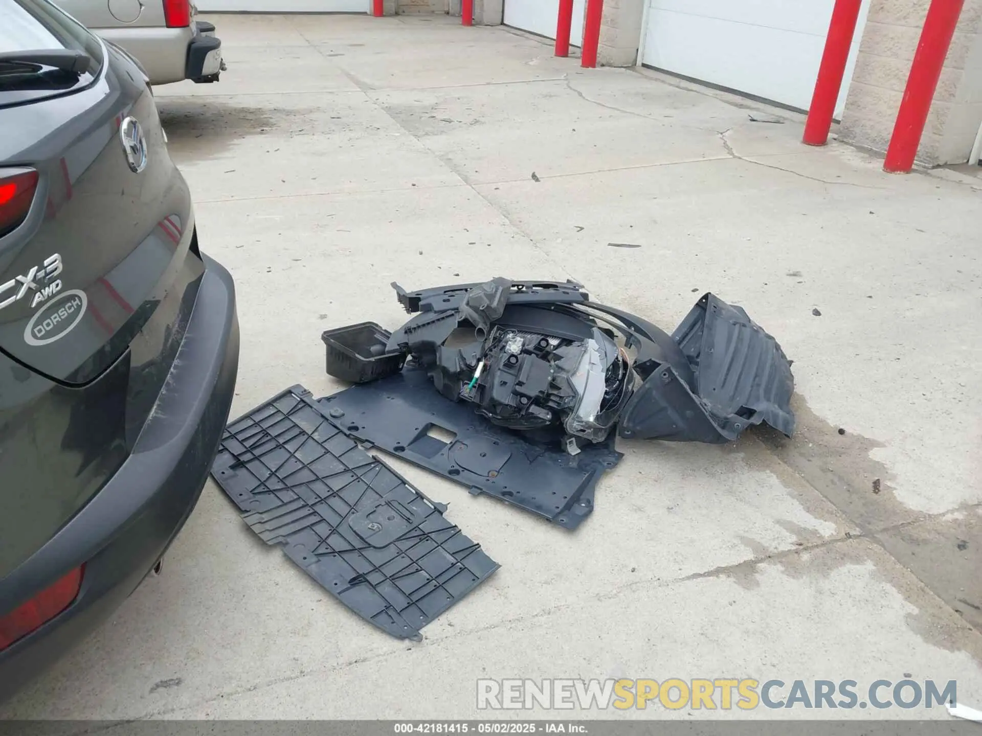 12 fotografías del automóvil dañado JM1DKFD72K0450239 MAZDA CX-3 2019
