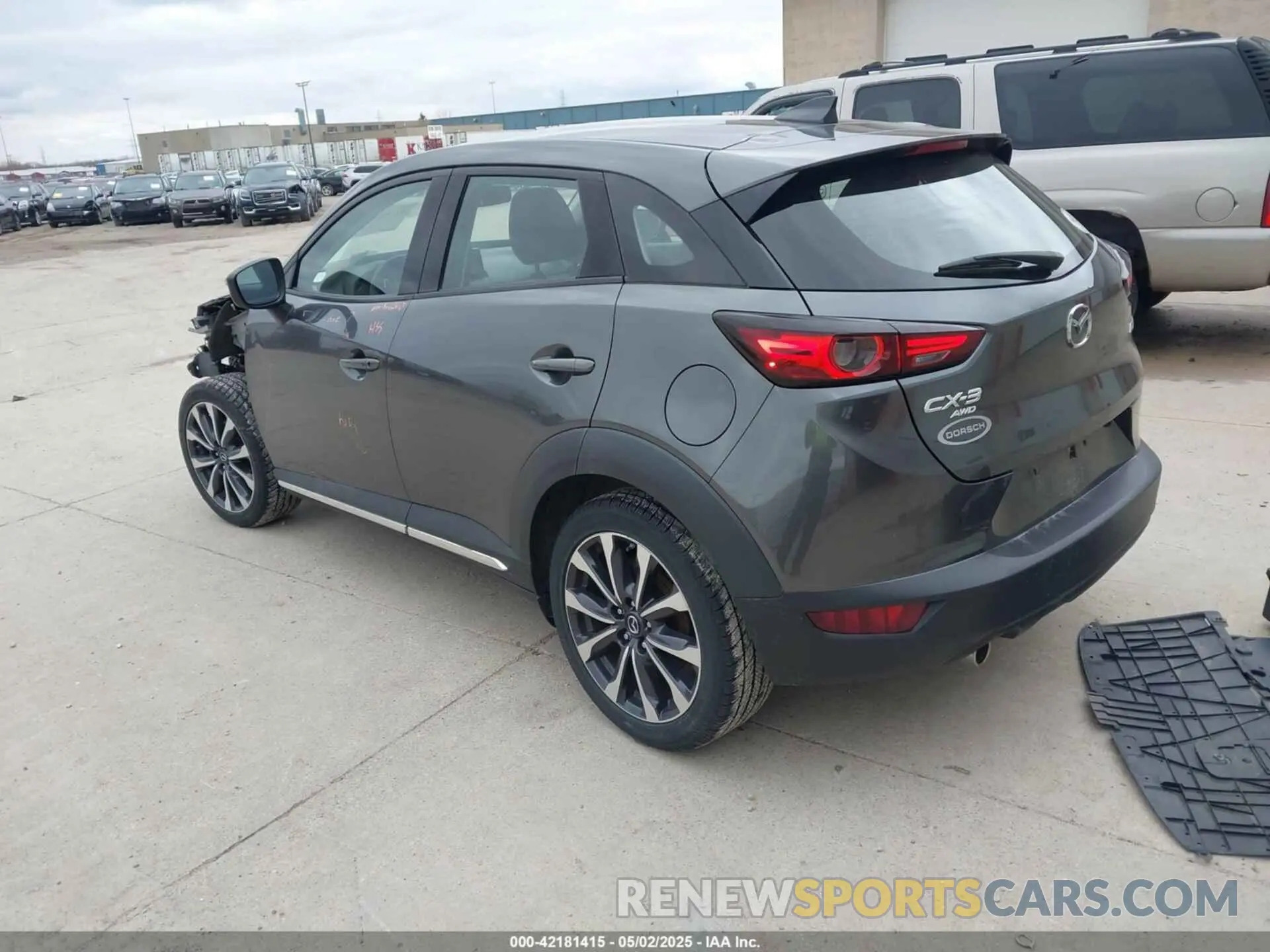 3 fotografías del automóvil dañado JM1DKFD72K0450239 MAZDA CX-3 2019