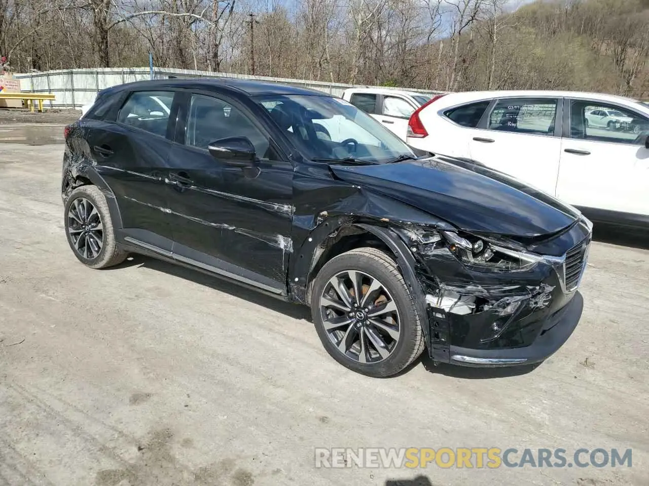 4 fotografías del automóvil dañado JM1DKFD76K0426459 MAZDA CX-3 2019