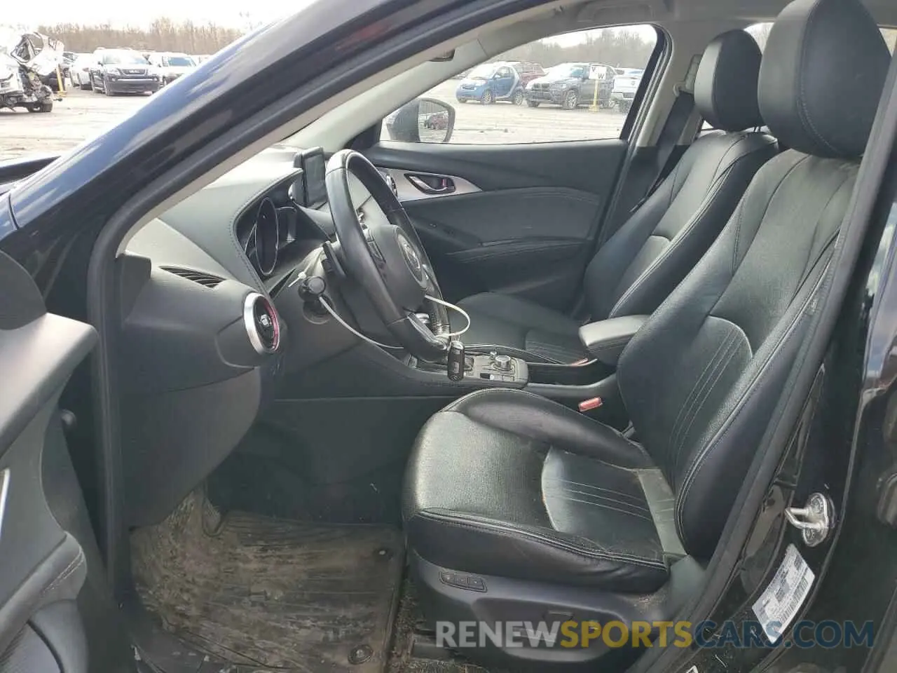 7 fotografías del automóvil dañado JM1DKFD76K0426459 MAZDA CX-3 2019