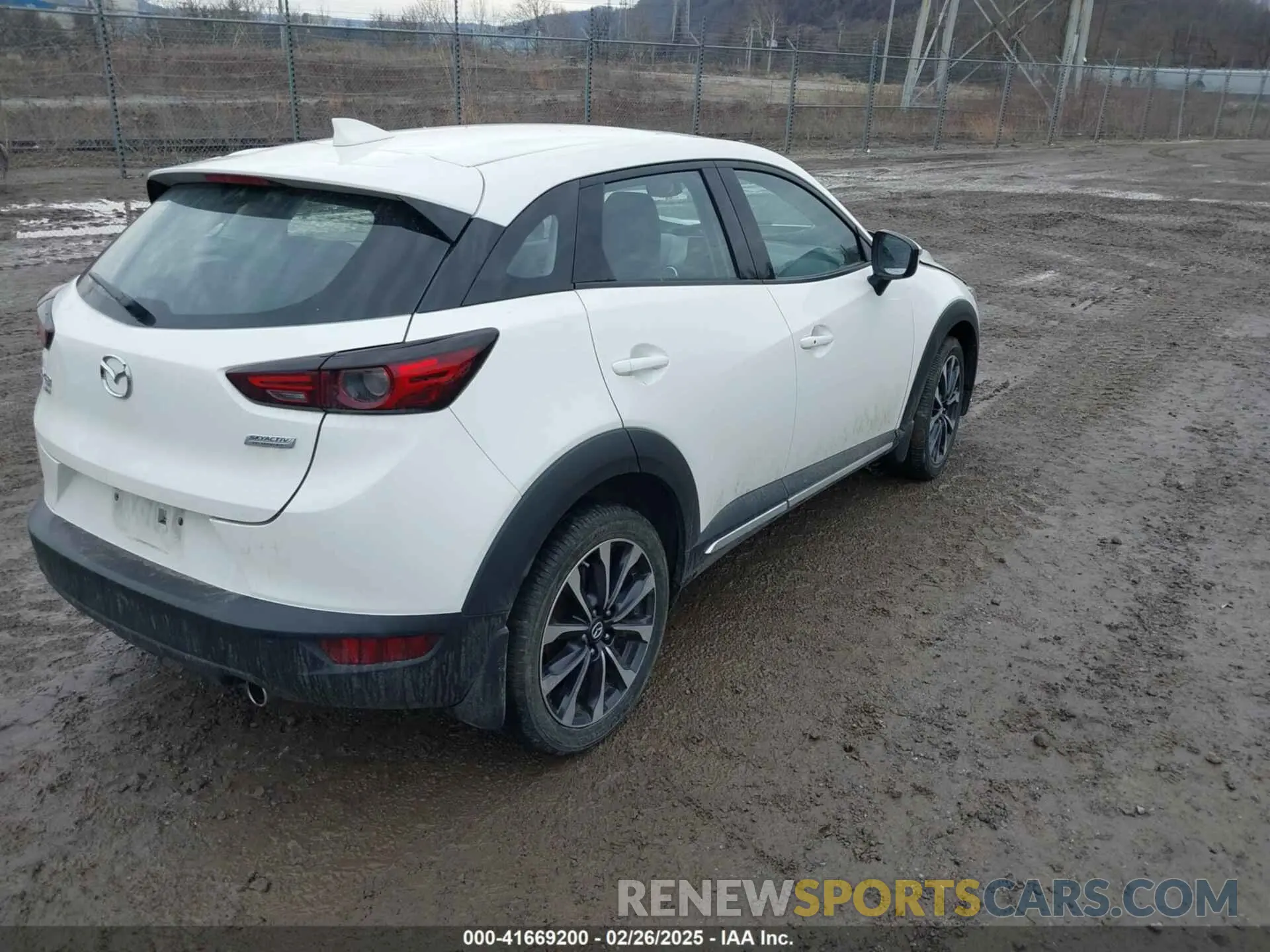 4 fotografías del automóvil dañado JM1DKFD76K0426879 MAZDA CX-3 2019