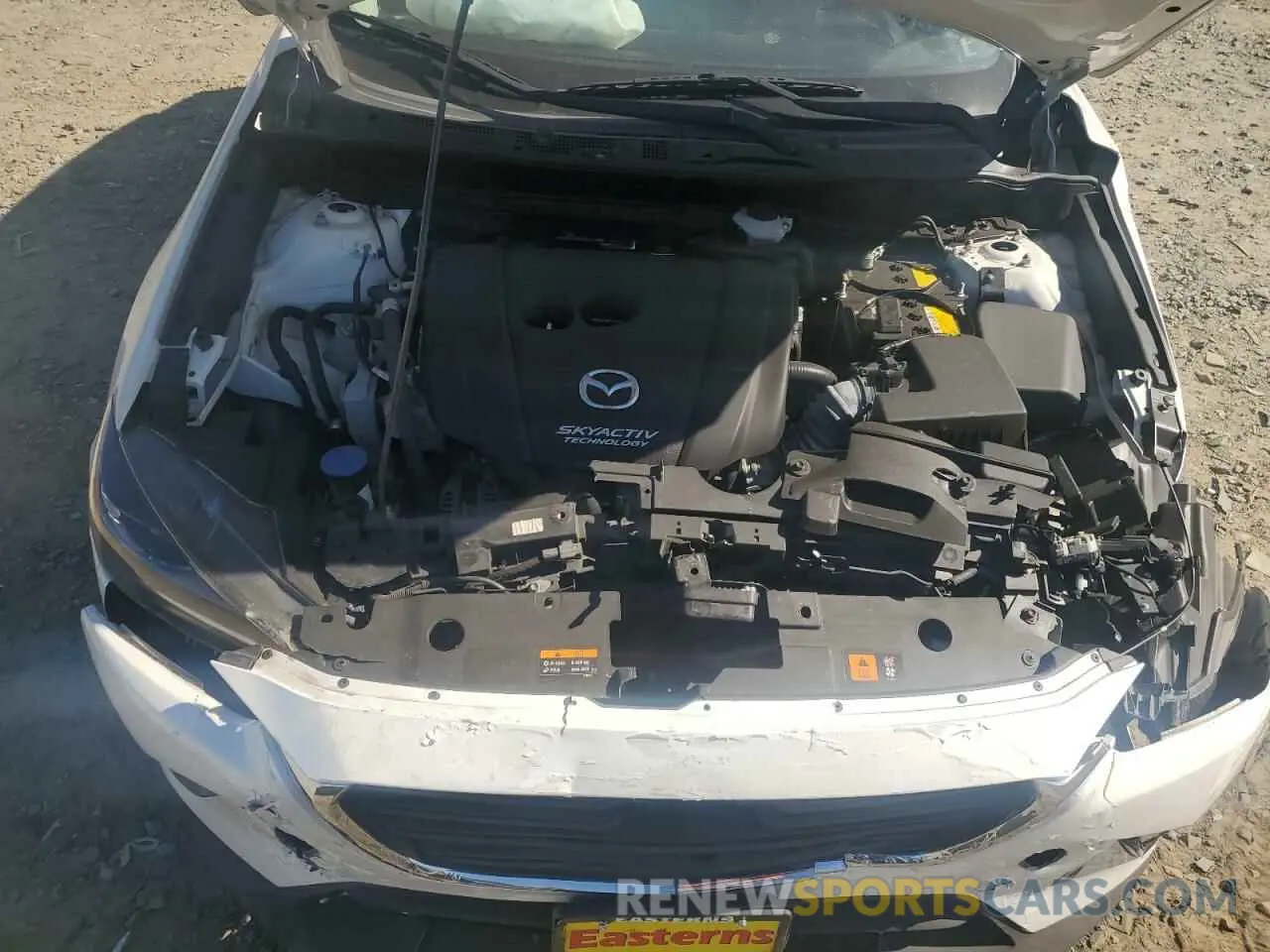 12 fotografías del automóvil dañado JM1DKDB79L1474363 MAZDA CX-3 2020