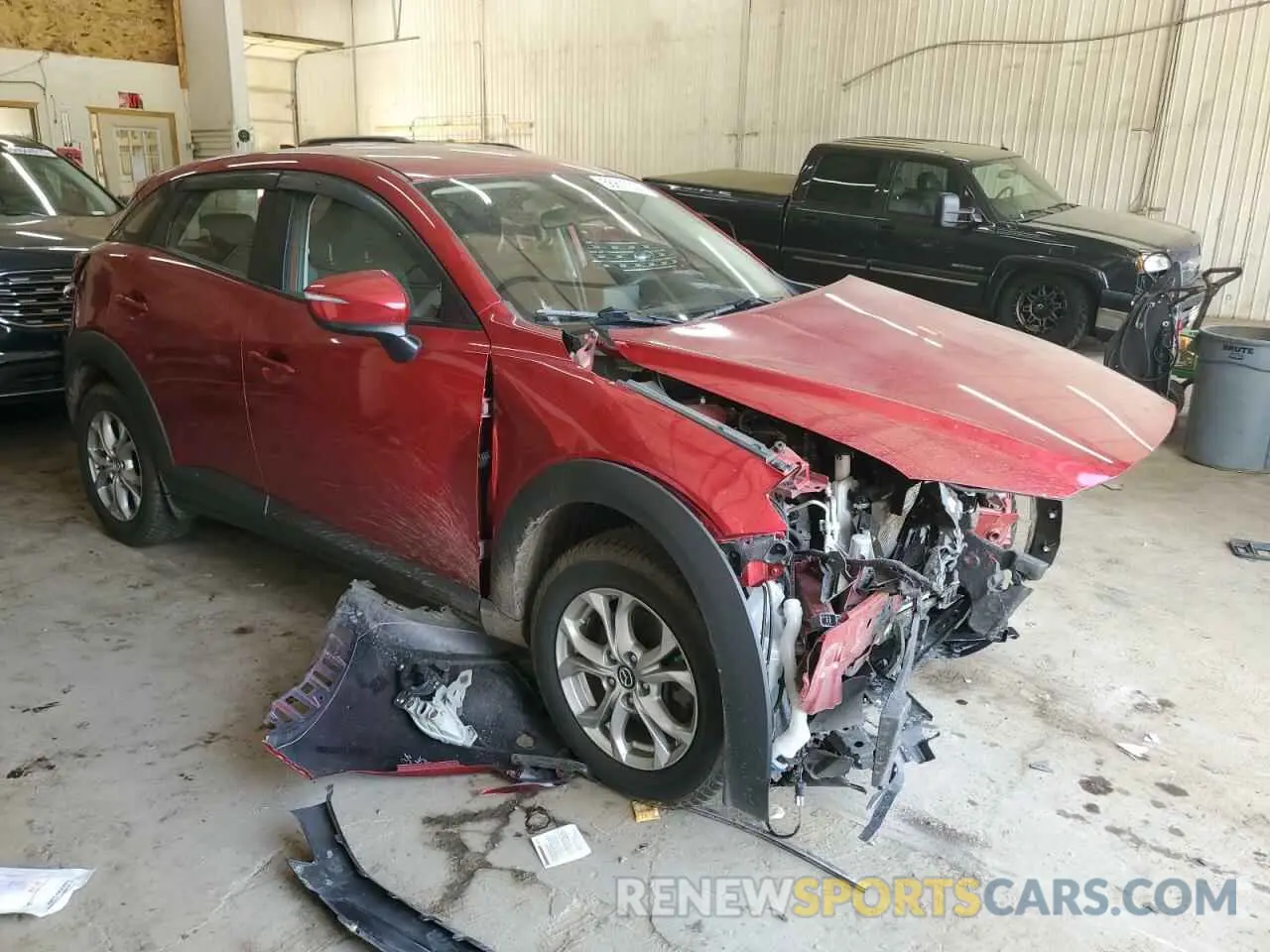 4 fotografías del automóvil dañado JM1DKFB73L1467405 MAZDA CX-3 2020
