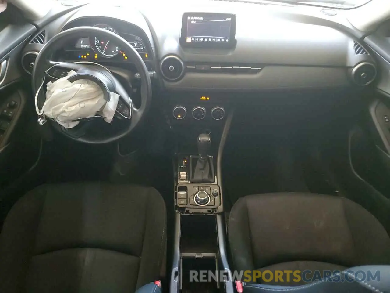 8 fotografías del automóvil dañado JM1DKFB73L1467405 MAZDA CX-3 2020