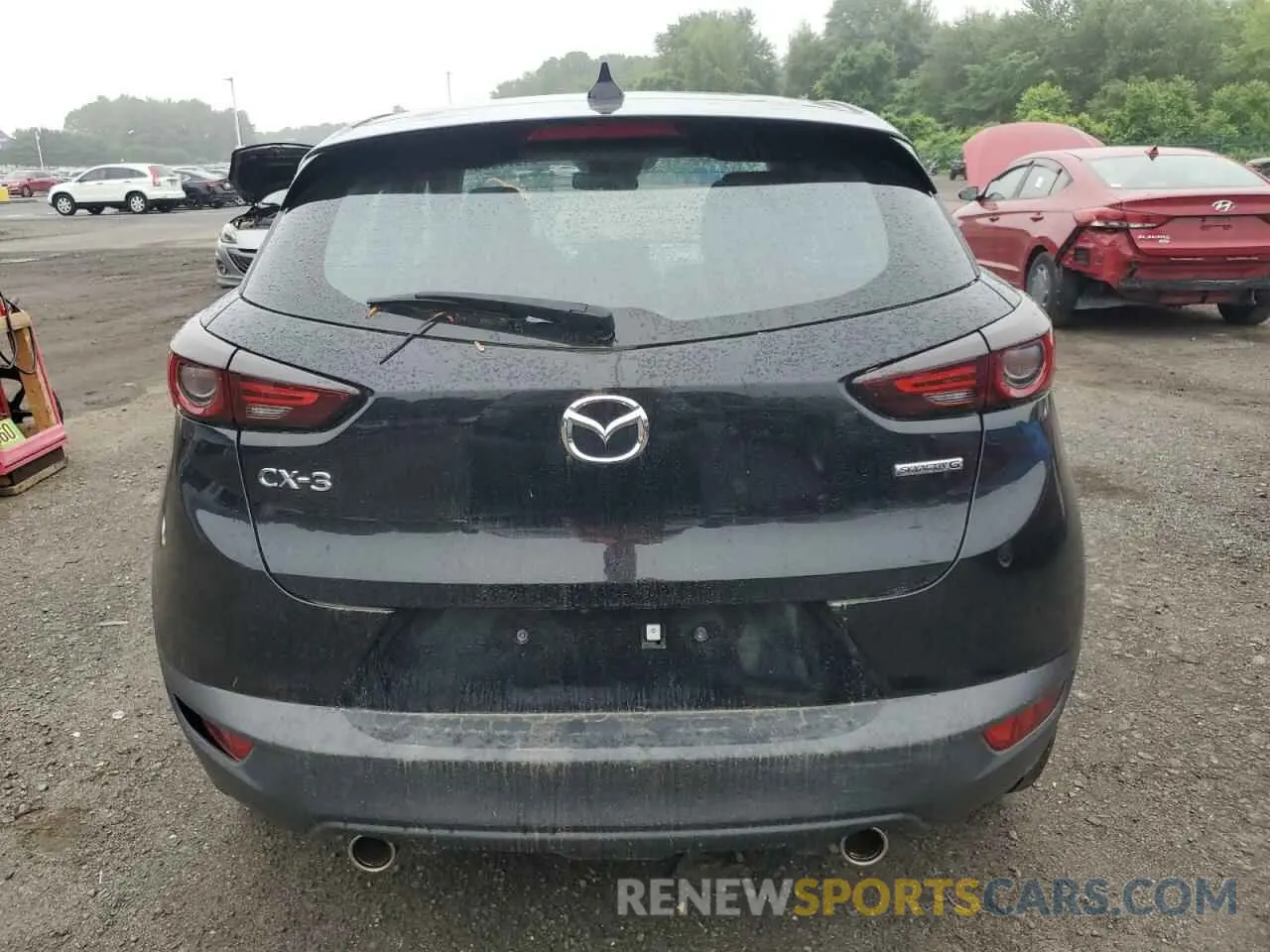 6 fotografías del automóvil dañado JM1DKDB72M1506040 MAZDA CX-3 2021