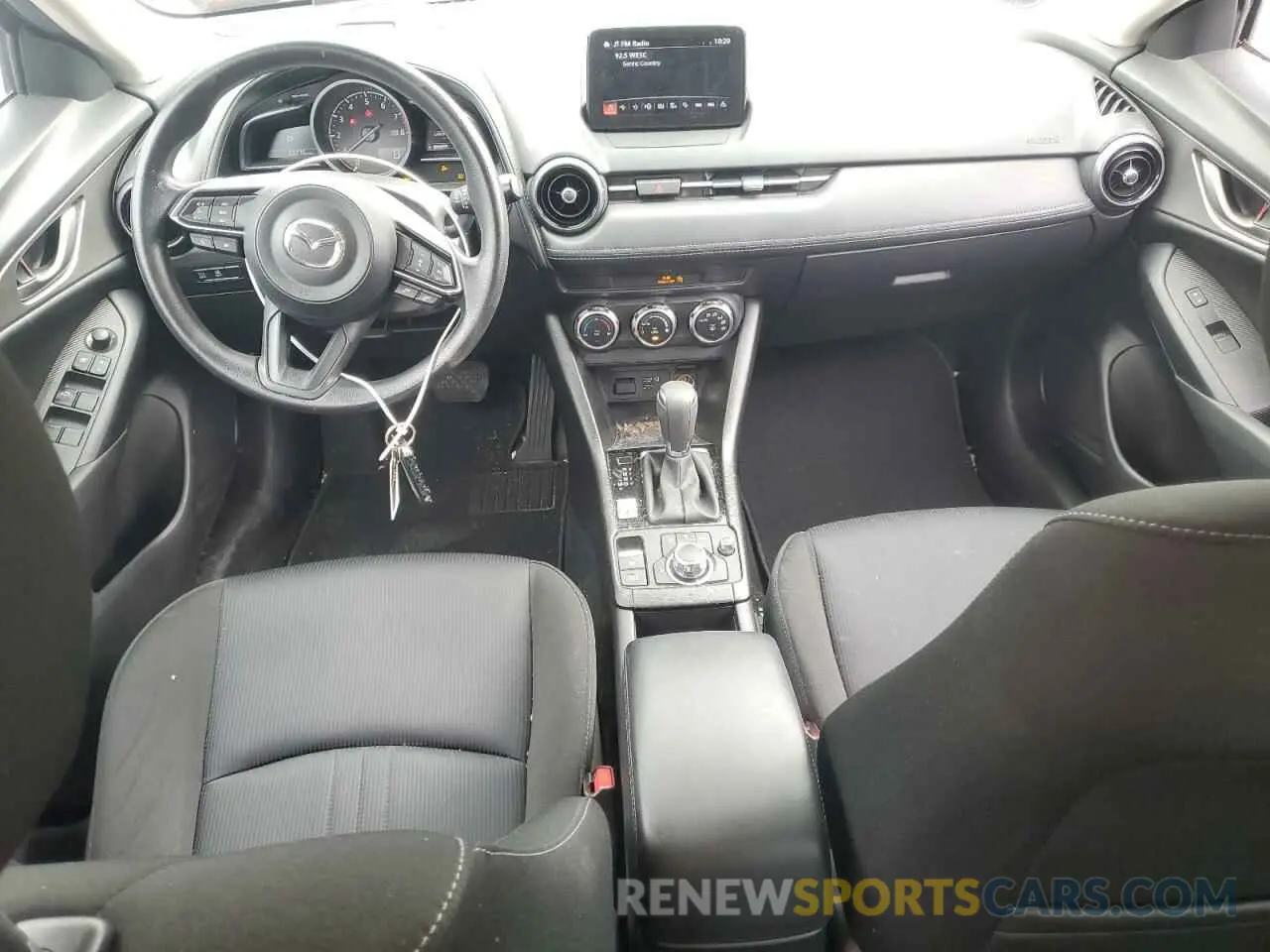 8 fotografías del automóvil dañado JM1DKDB78M1510092 MAZDA CX-3 2021