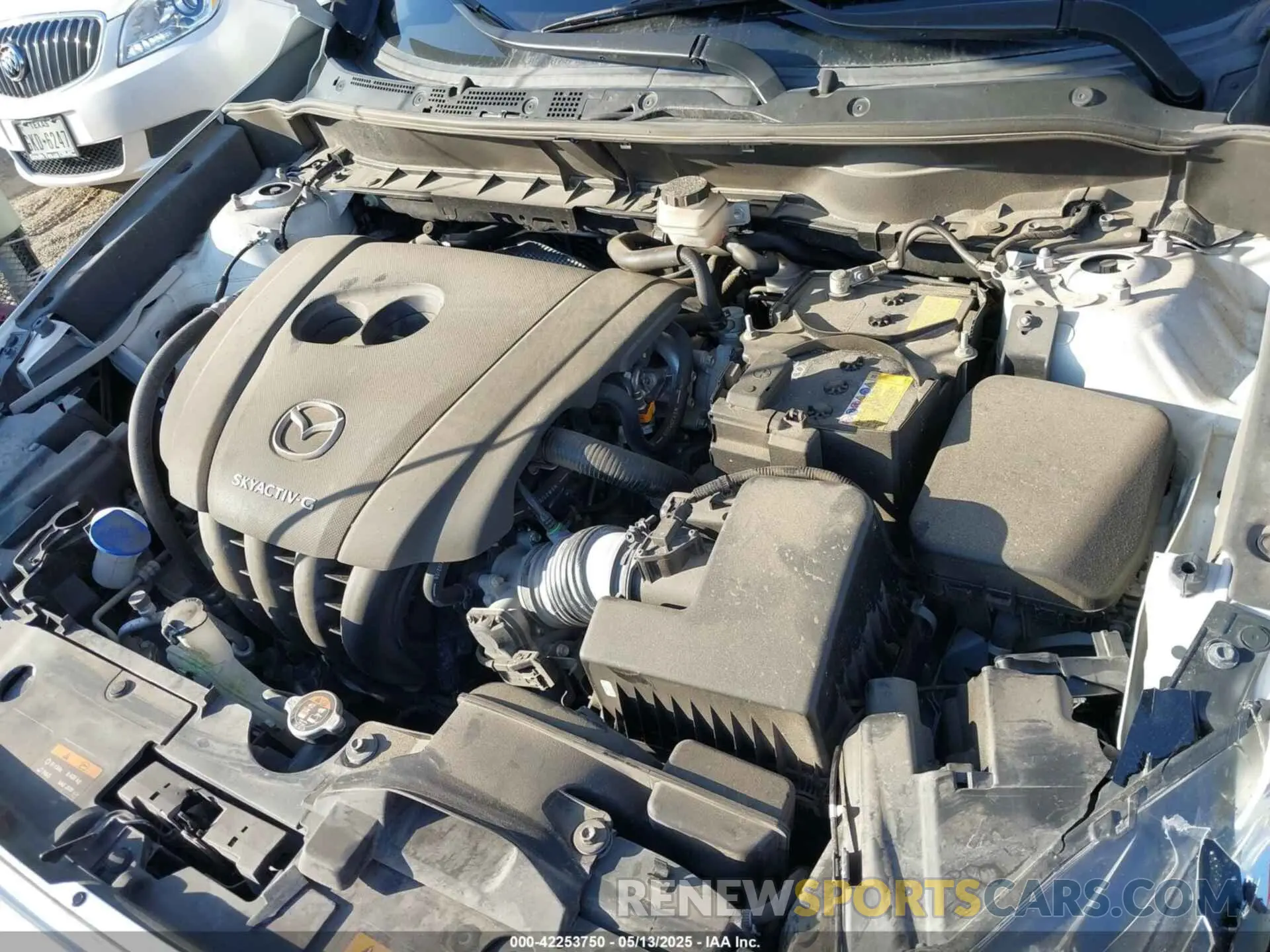 10 fotografías del automóvil dañado JM1DKFB70M1516397 MAZDA CX-3 2021