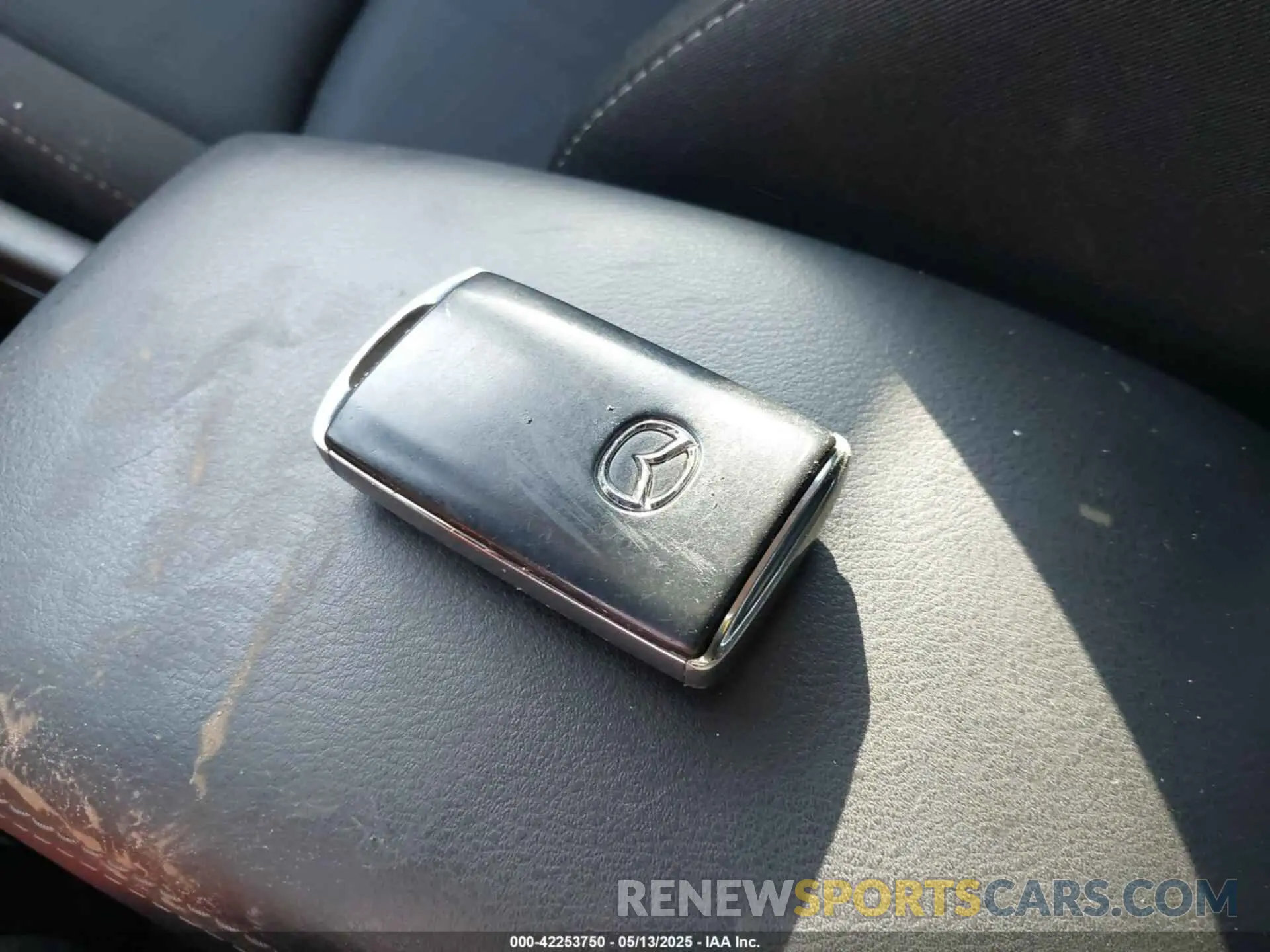11 fotografías del automóvil dañado JM1DKFB70M1516397 MAZDA CX-3 2021