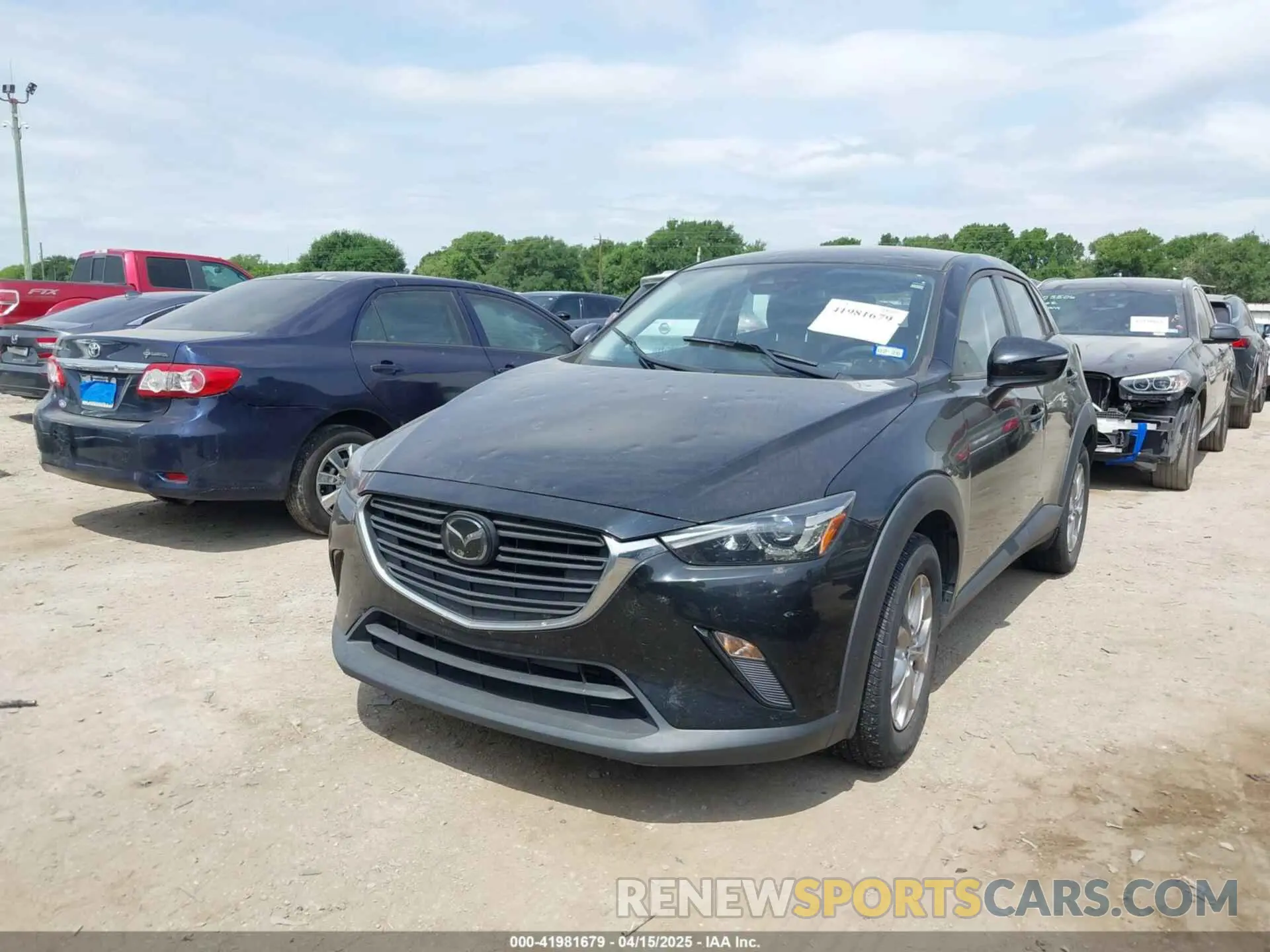 2 fotografías del automóvil dañado JM1DKFB72M1507720 MAZDA CX-3 2021