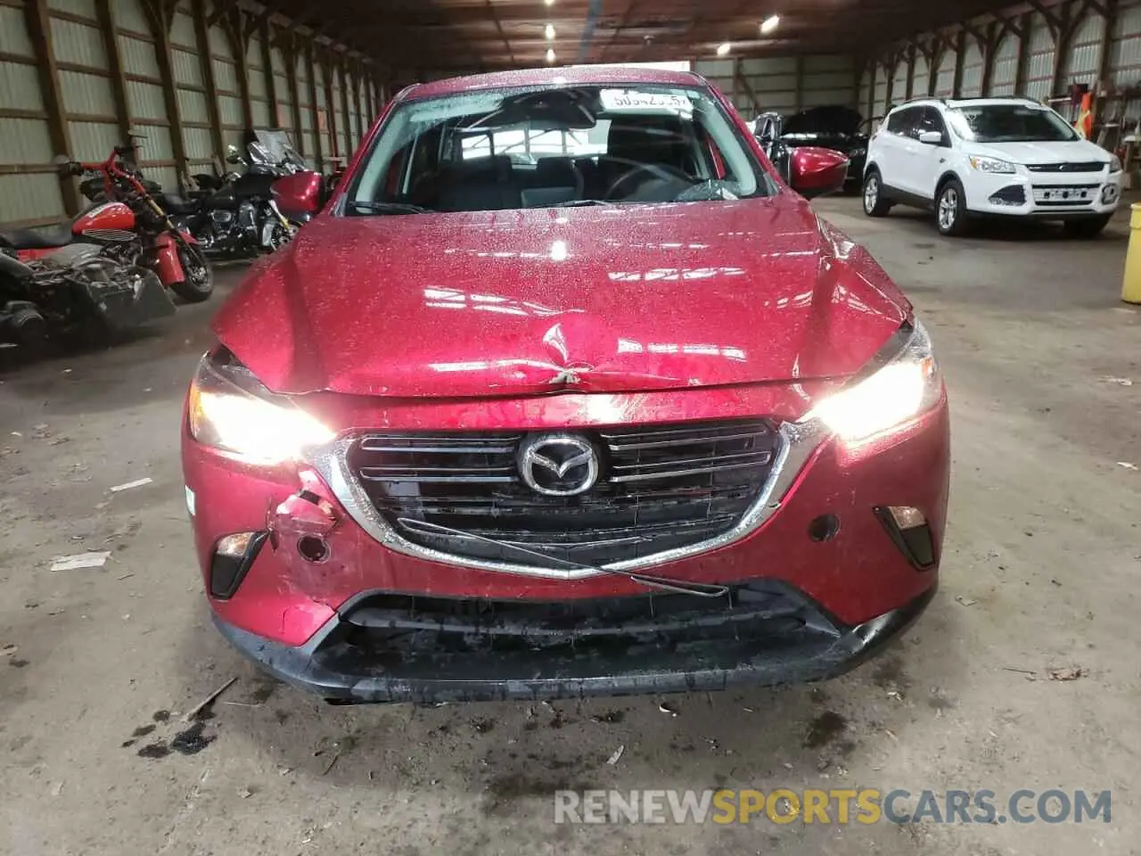 5 fotografías del automóvil dañado JM1DKFC79M1511245 MAZDA CX-3 2021
