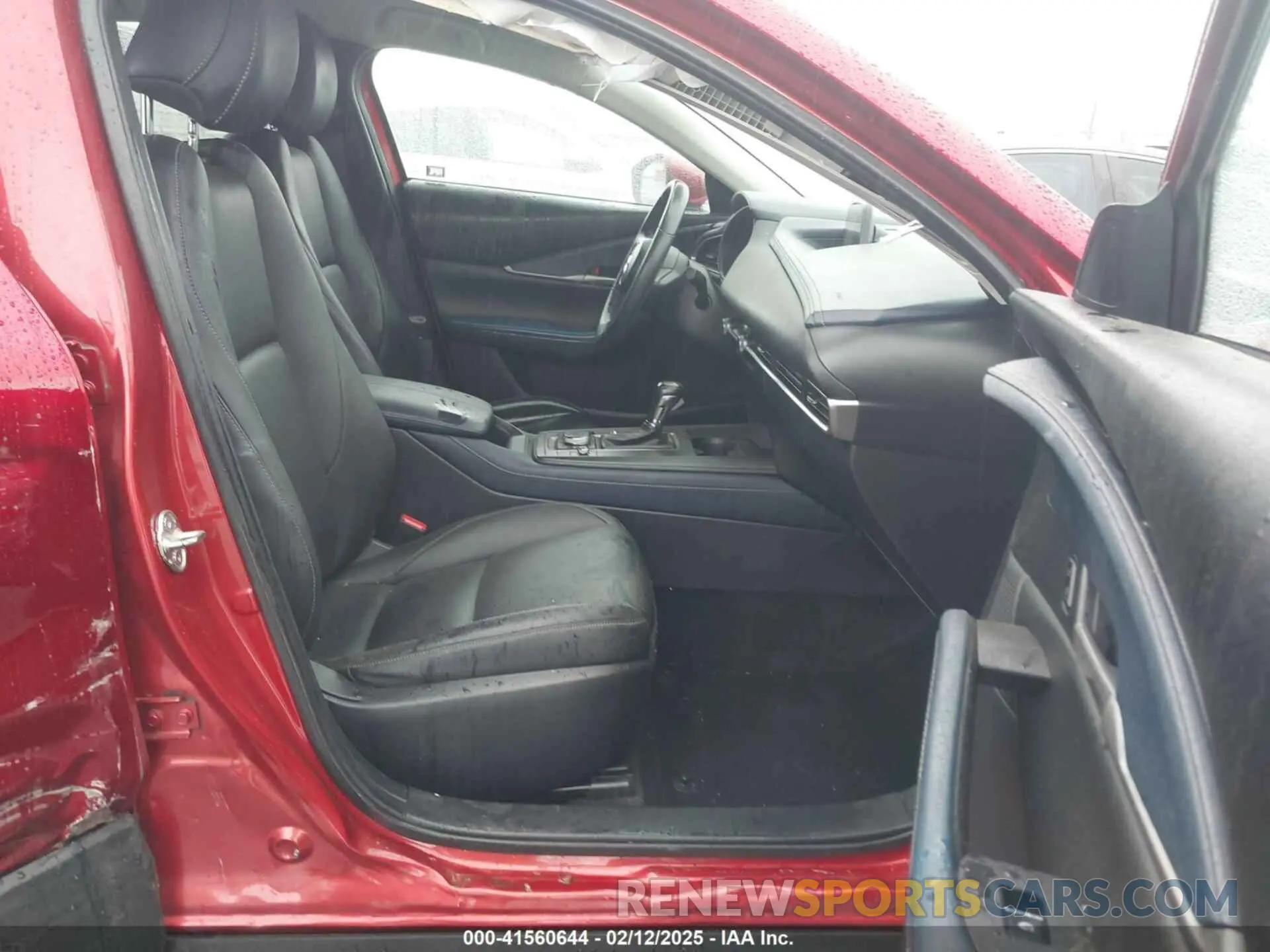 5 fotografías del automóvil dañado 3MVDMACL6LM123528 MAZDA CX-30 2020