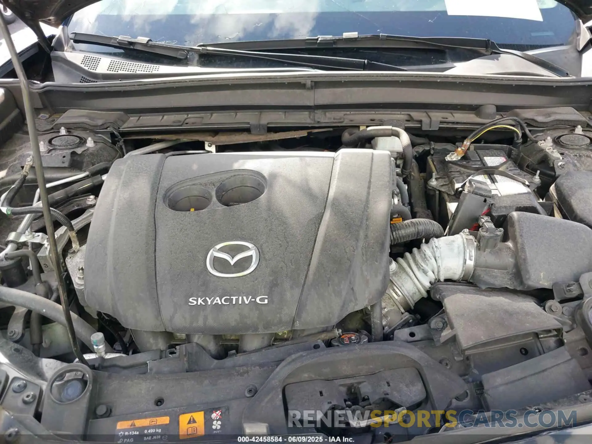 10 fotografías del automóvil dañado 3MVDMACL8LM102115 MAZDA CX-30 2020
