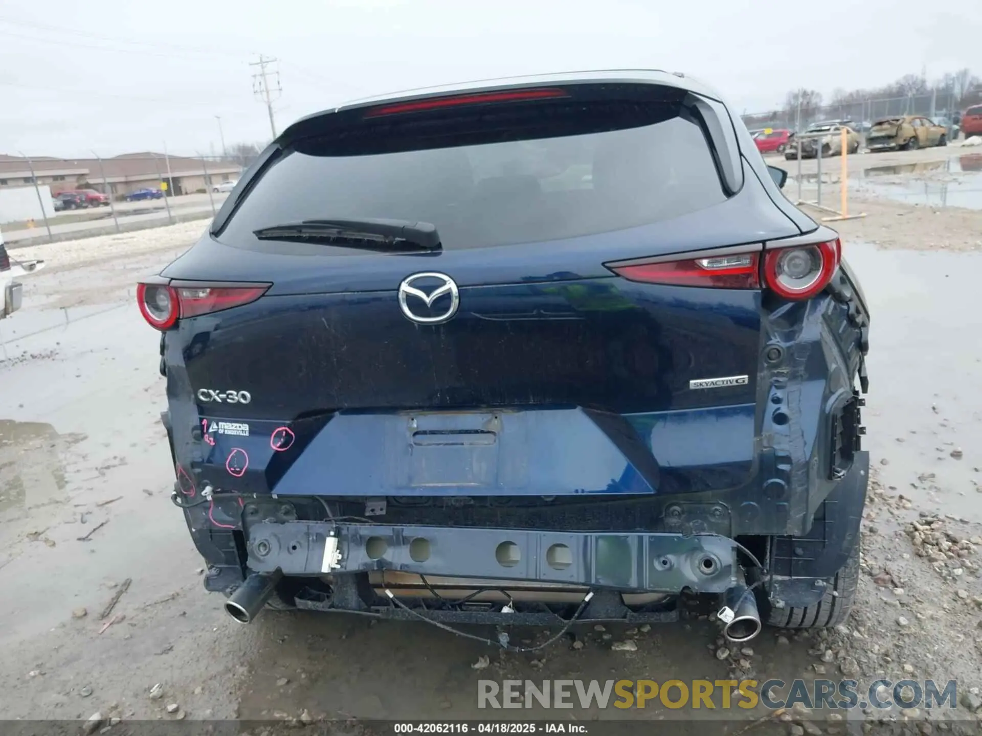 16 fotografías del automóvil dañado 3MVDMACLXLM114928 MAZDA CX-30 2020