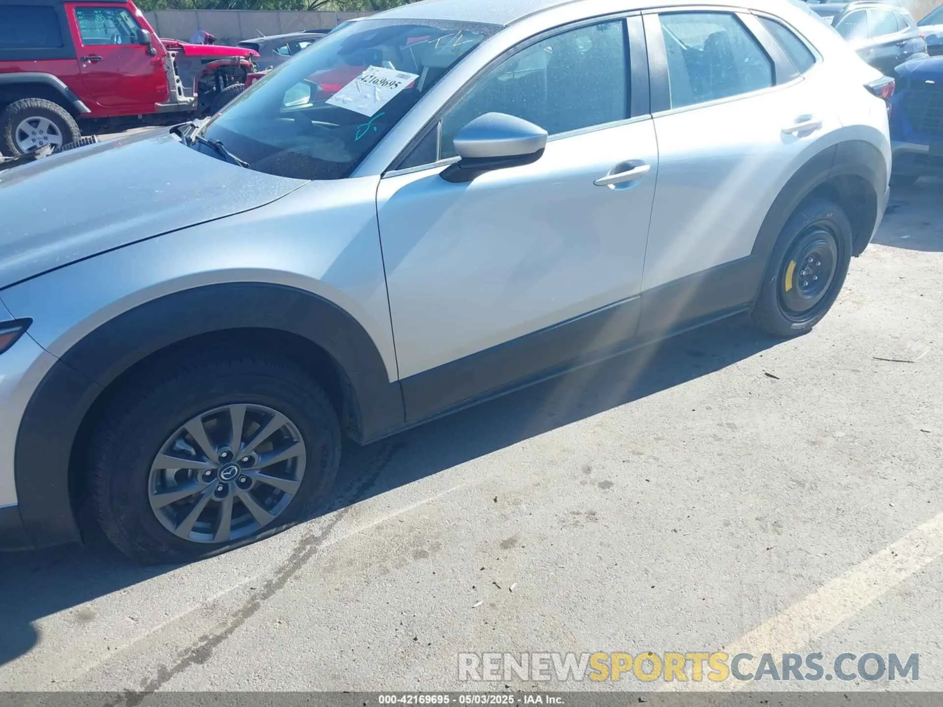 6 fotografías del automóvil dañado 3MVDMBBL0LM122463 MAZDA CX-30 2020