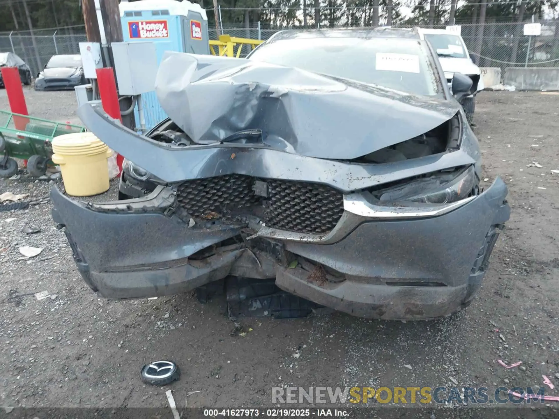 6 fotografías del automóvil dañado 3MVDMBEM4LM134653 MAZDA CX-30 2020