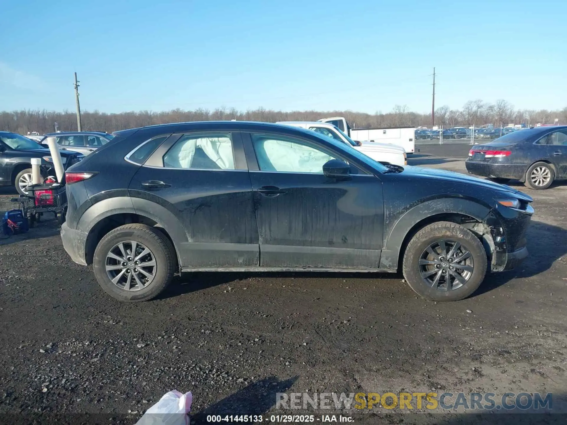 14 fotografías del automóvil dañado 3MVDMAAL1MM227705 MAZDA CX-30 2021