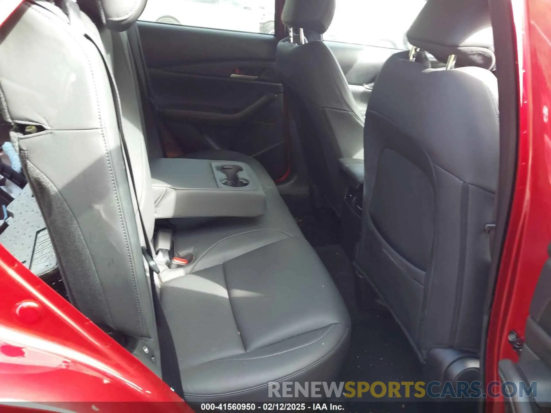 8 fotografías del automóvil dañado 3MVDMABL2MM229820 MAZDA CX-30 2021
