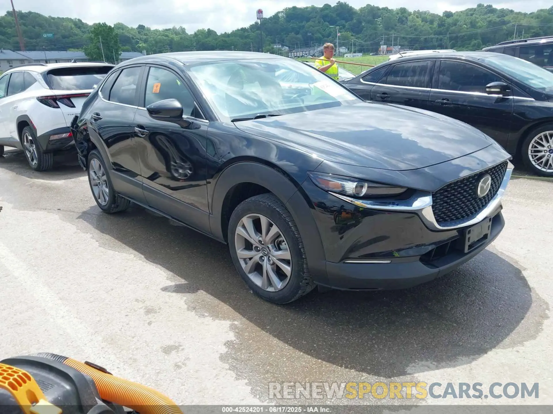 1 fotografías del automóvil dañado 3MVDMABL2MM243328 MAZDA CX-30 2021