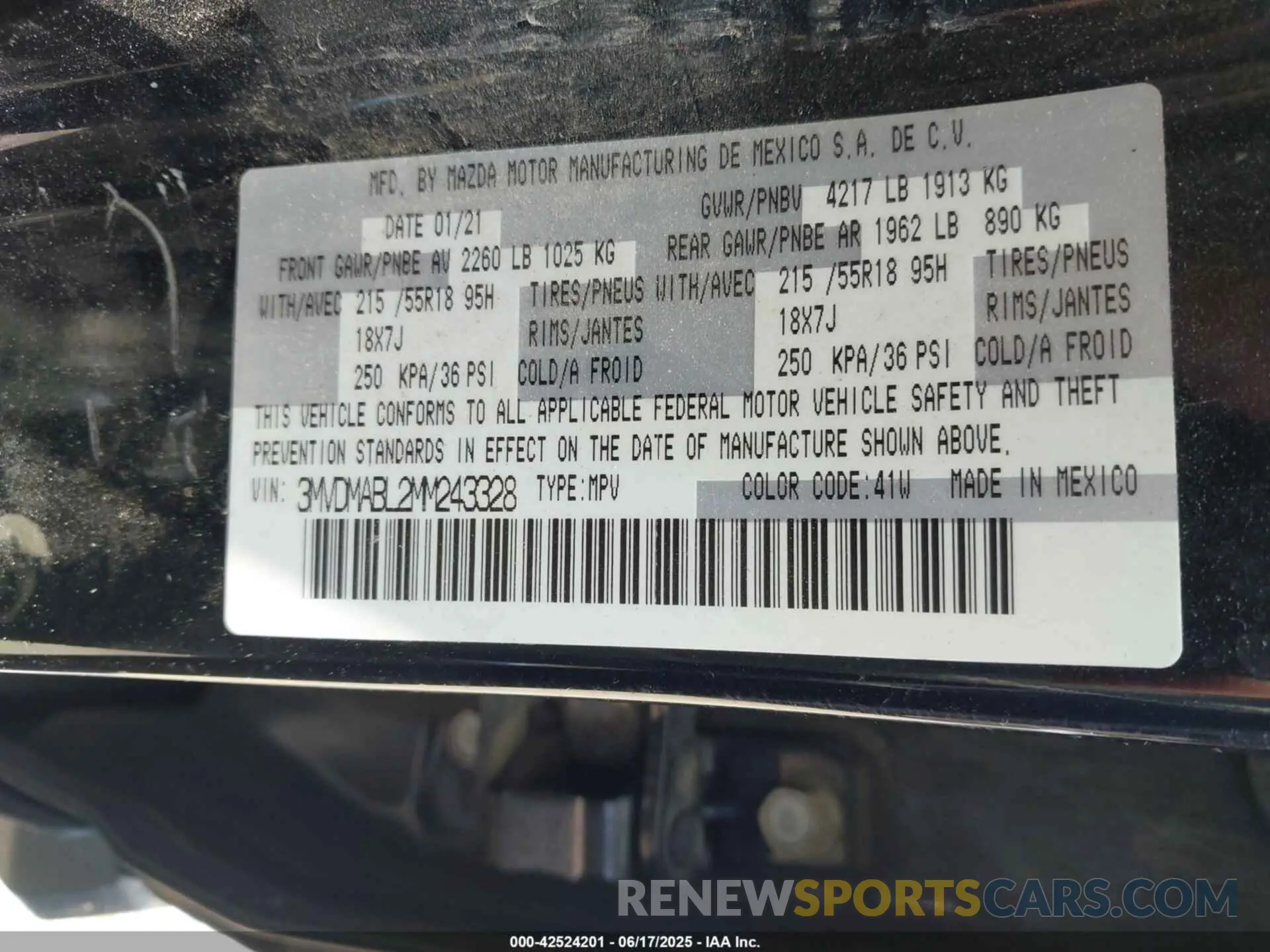 9 fotografías del automóvil dañado 3MVDMABL2MM243328 MAZDA CX-30 2021