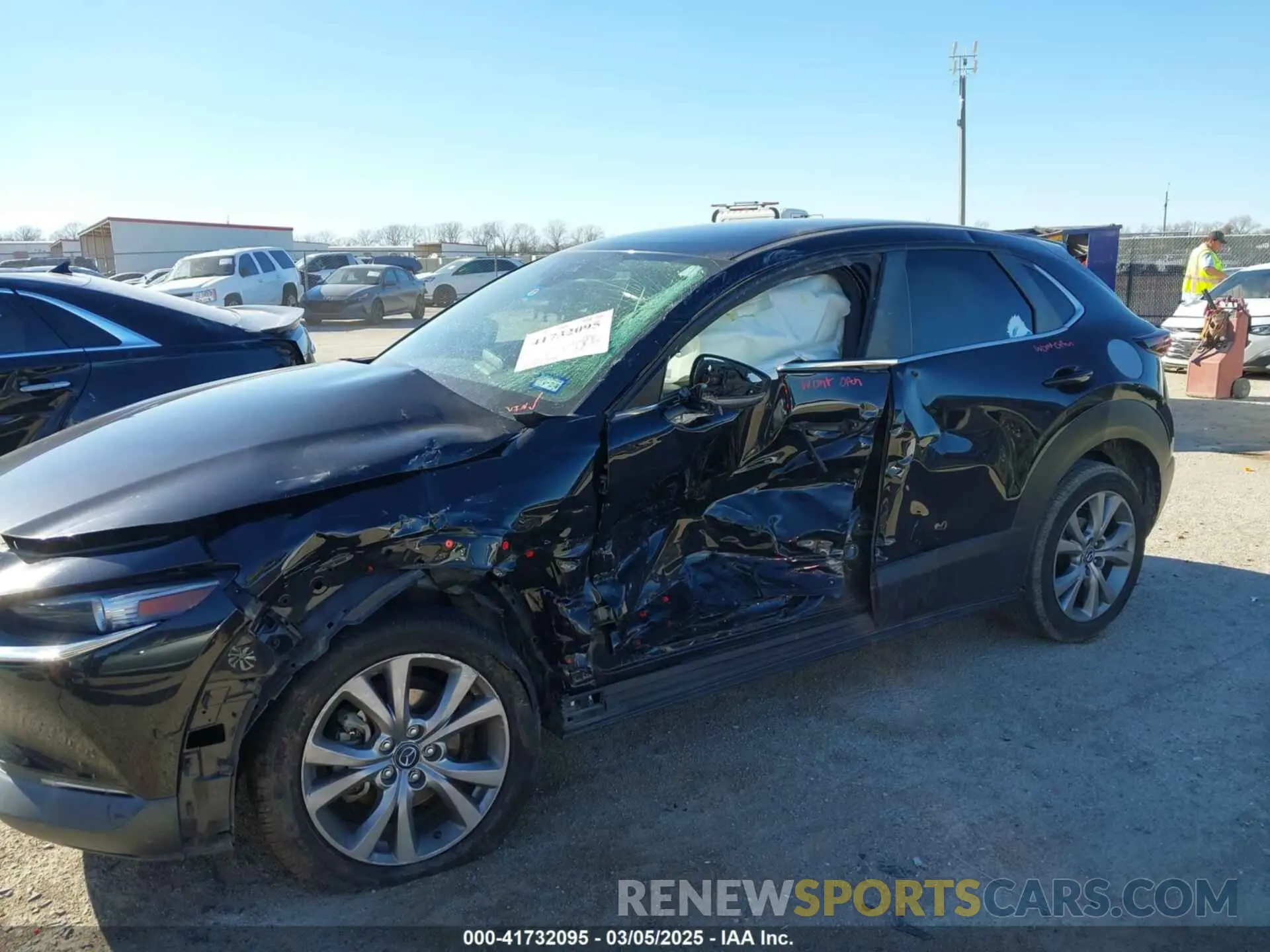 6 fotografías del automóvil dañado 3MVDMABL2MM244740 MAZDA CX-30 2021