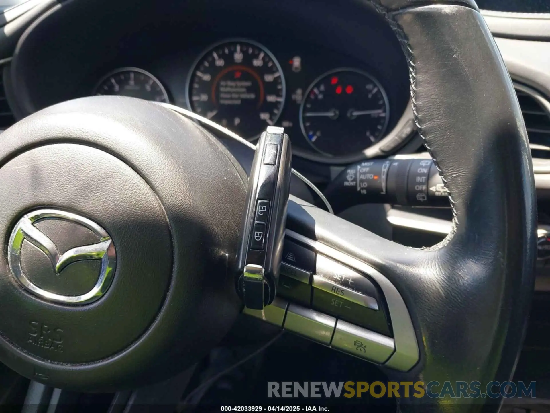 11 fotografías del automóvil dañado 3MVDMABL3MM232497 MAZDA CX-30 2021