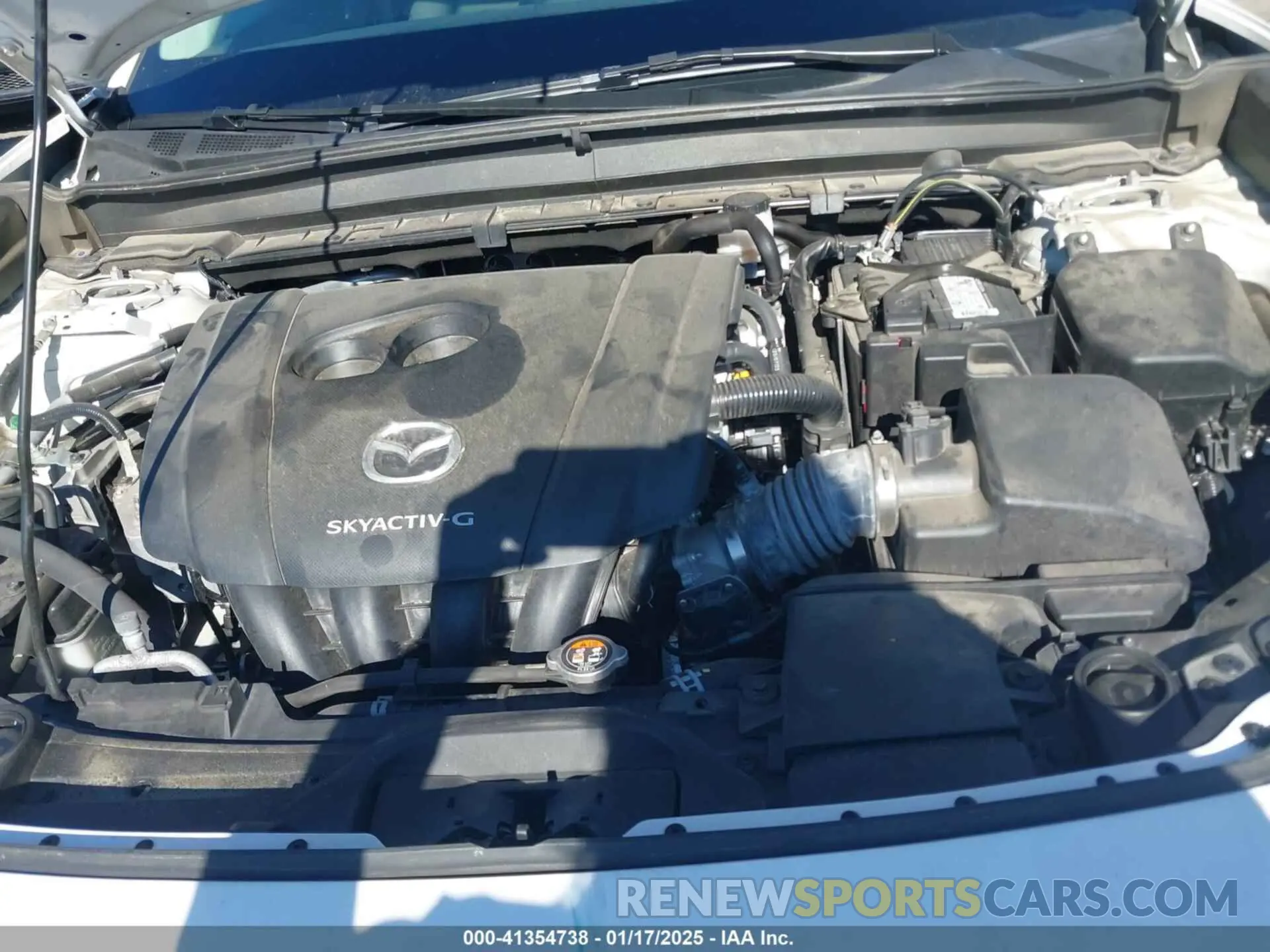 10 fotografías del automóvil dañado 3MVDMABL3MM239692 MAZDA CX-30 2021
