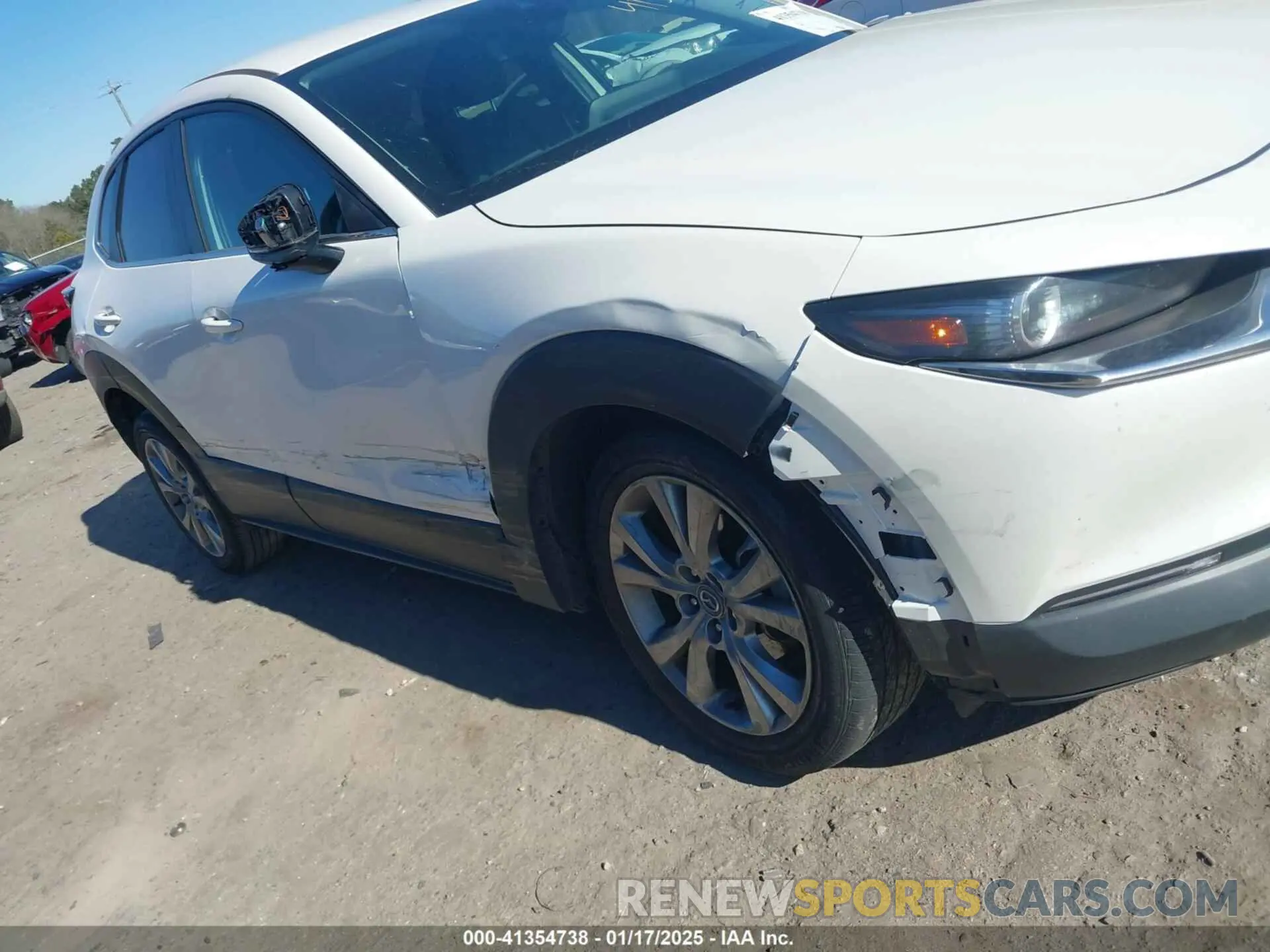 6 fotografías del automóvil dañado 3MVDMABL3MM239692 MAZDA CX-30 2021