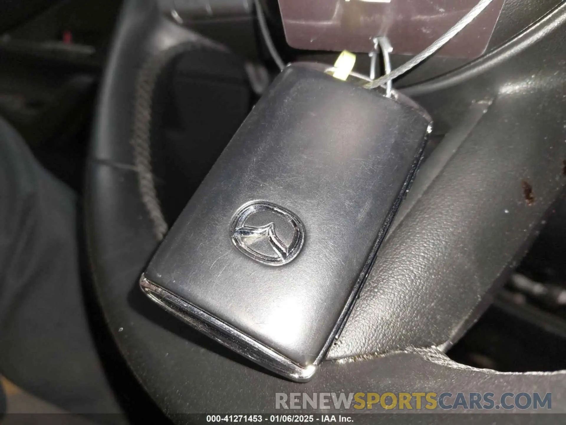 11 fotografías del automóvil dañado 3MVDMABL3MM268206 MAZDA CX-30 2021