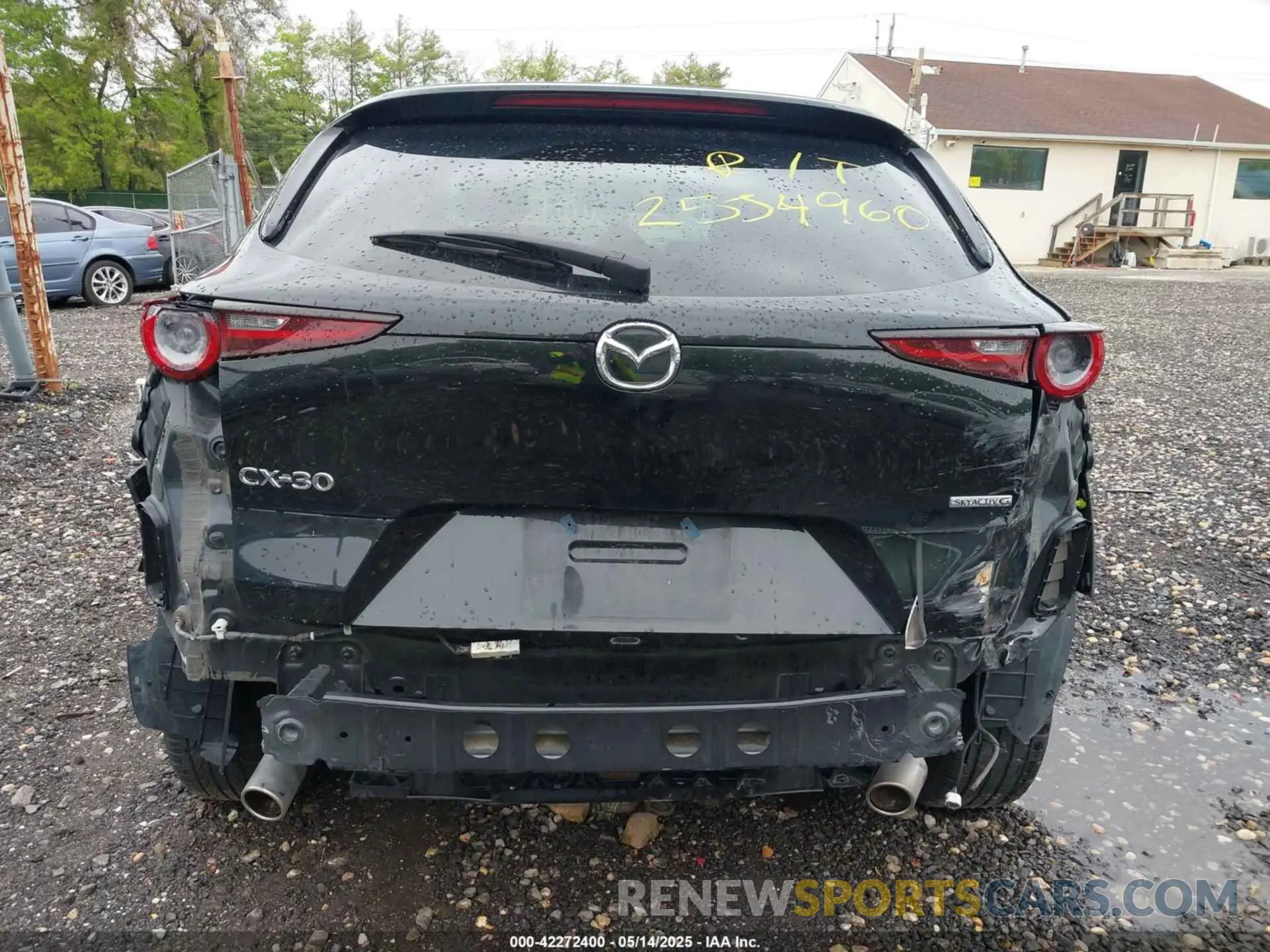 15 fotografías del automóvil dañado 3MVDMABL4MM233173 MAZDA CX-30 2021