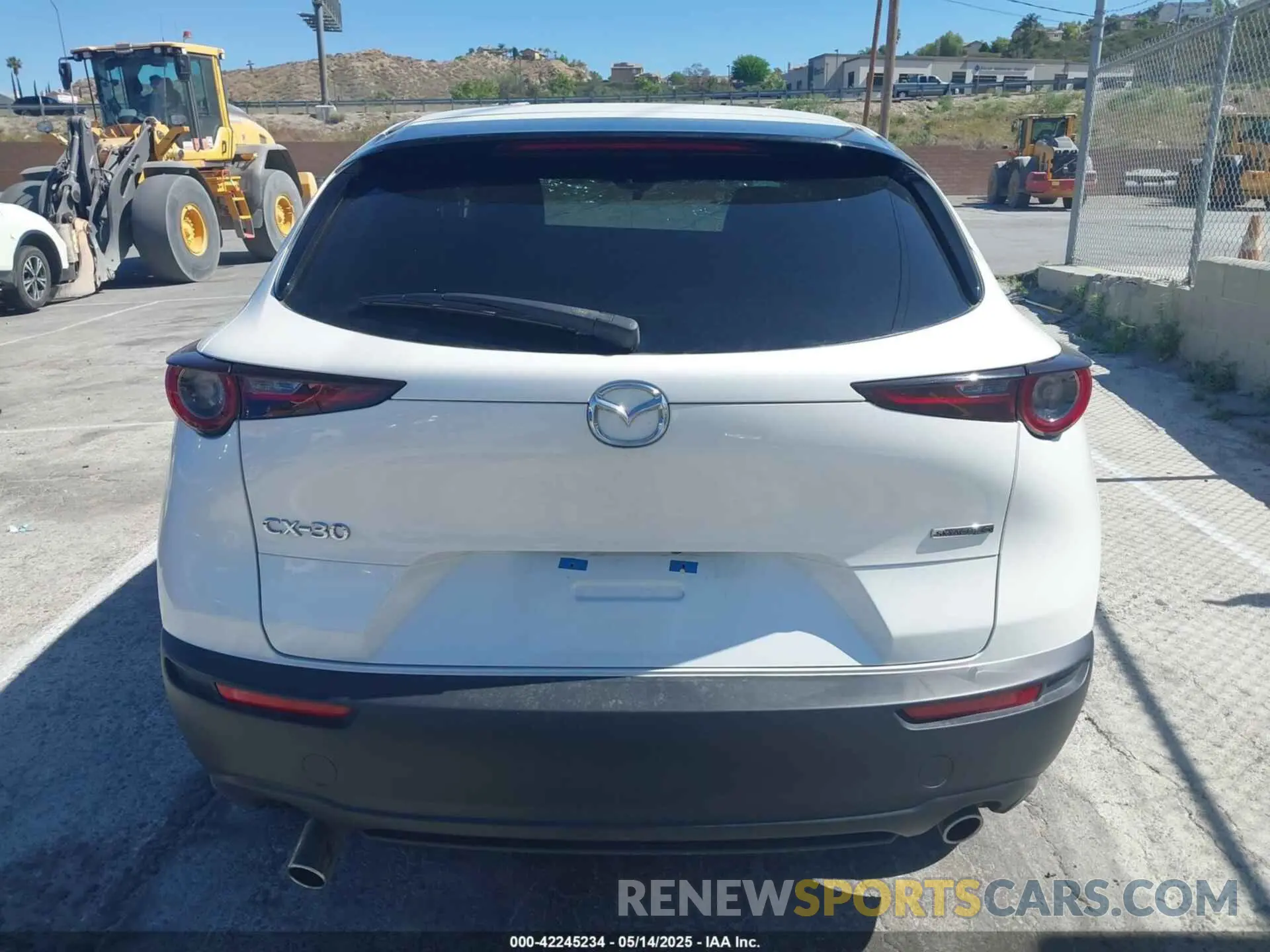12 fotografías del automóvil dañado 3MVDMABL9MM309437 MAZDA CX-30 2021