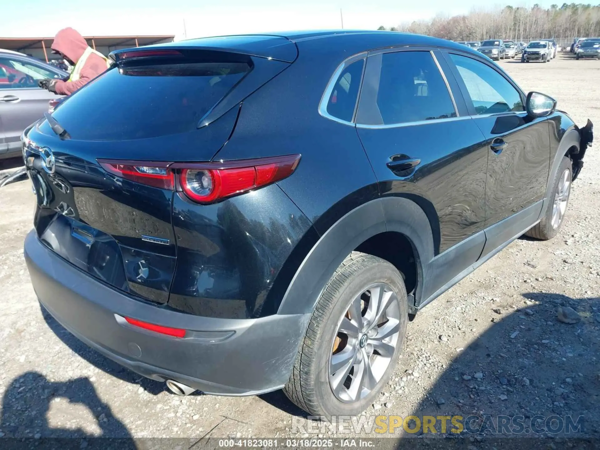 4 fotografías del automóvil dañado 3MVDMABLXMM254691 MAZDA CX-30 2021