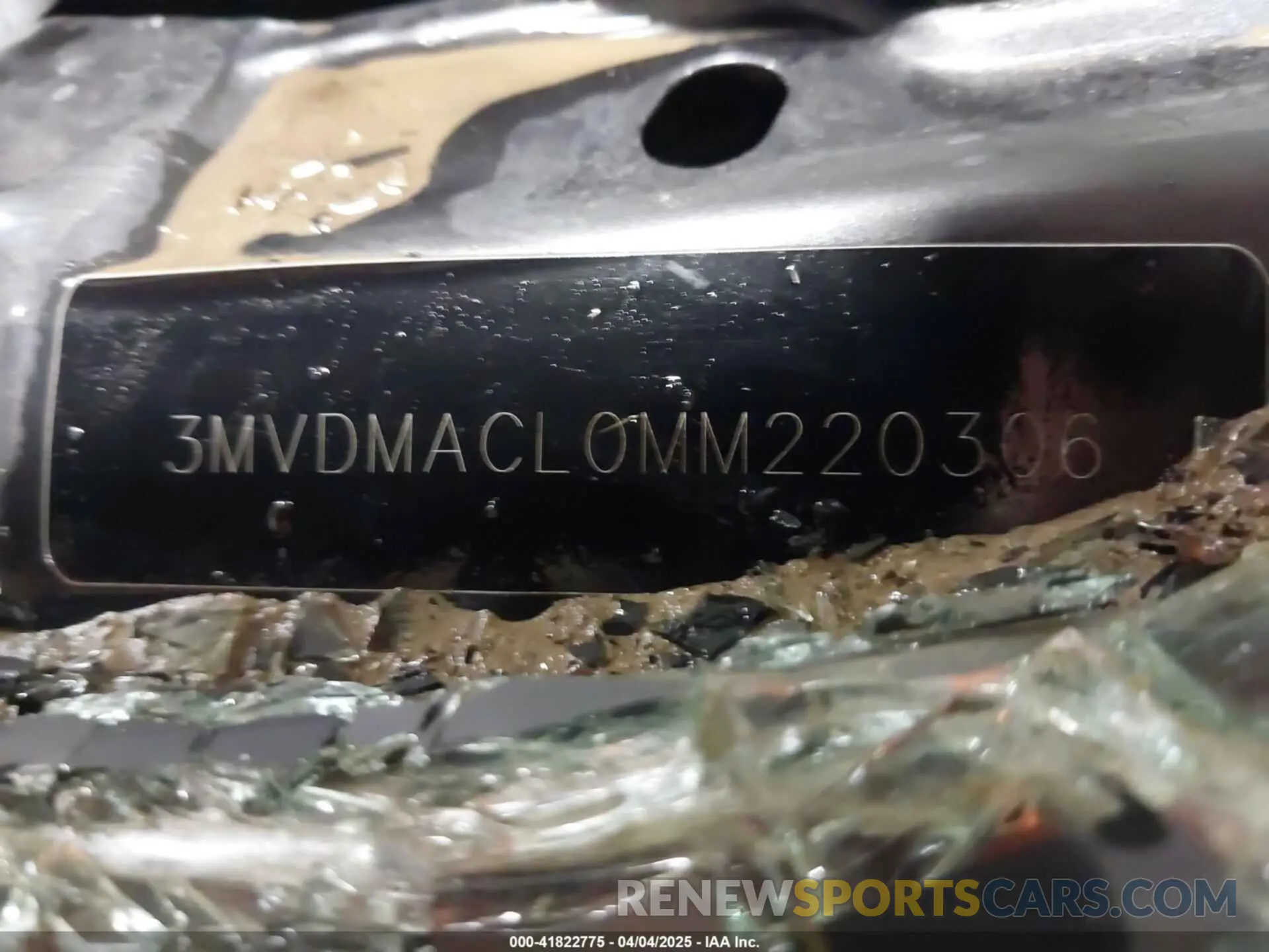 9 fotografías del automóvil dañado 3MVDMACL0MM220306 MAZDA CX-30 2021